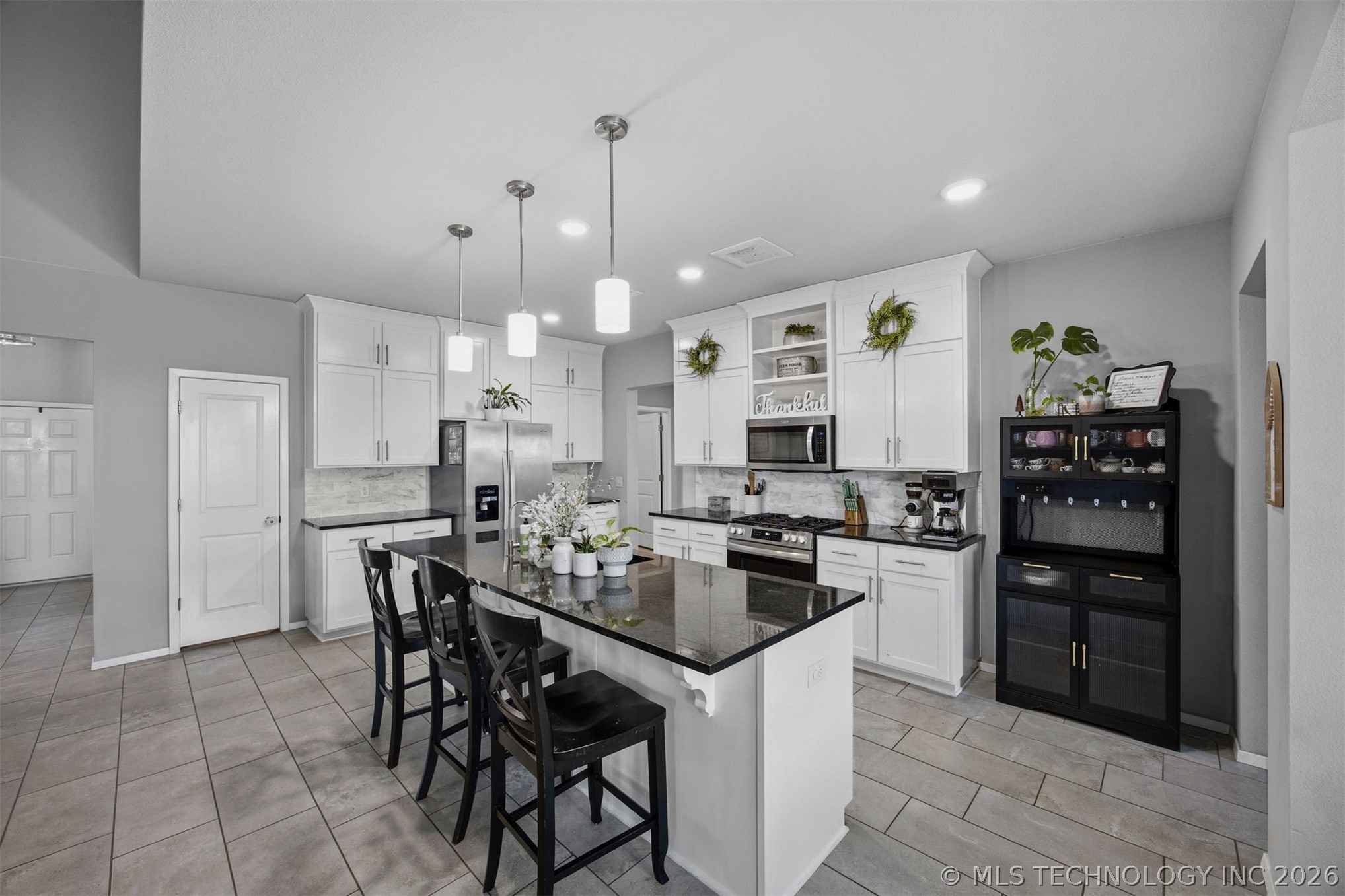 7403 E 87th Street N Property Photo 15