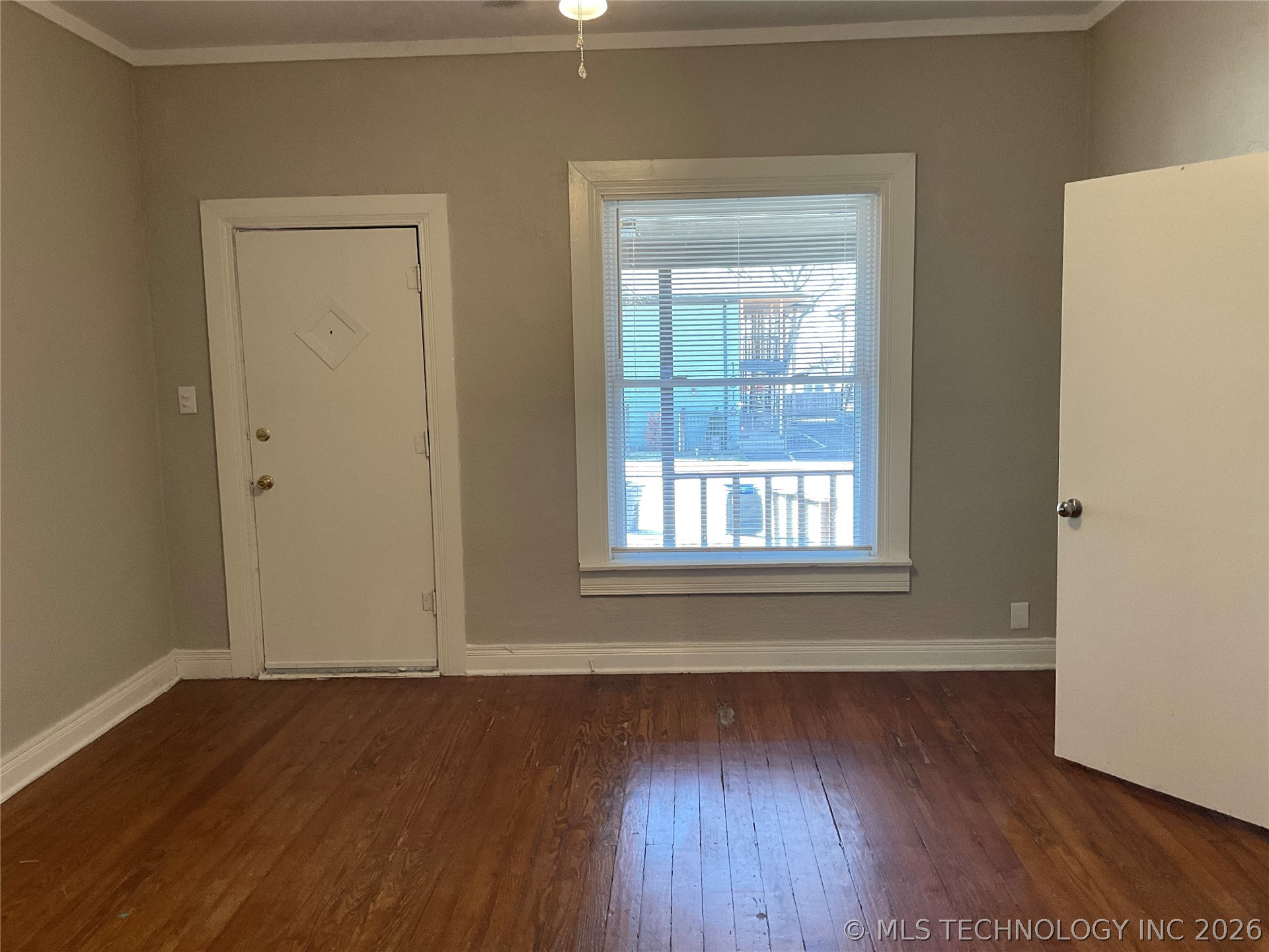 1319 S Quincy Avenue Property Photo 2