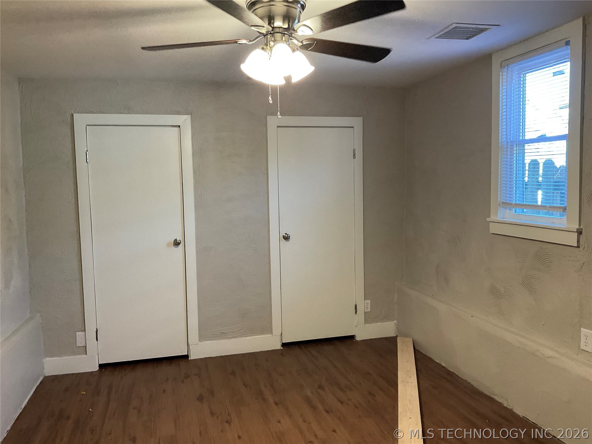 1319 S Quincy Avenue Property Photo 9