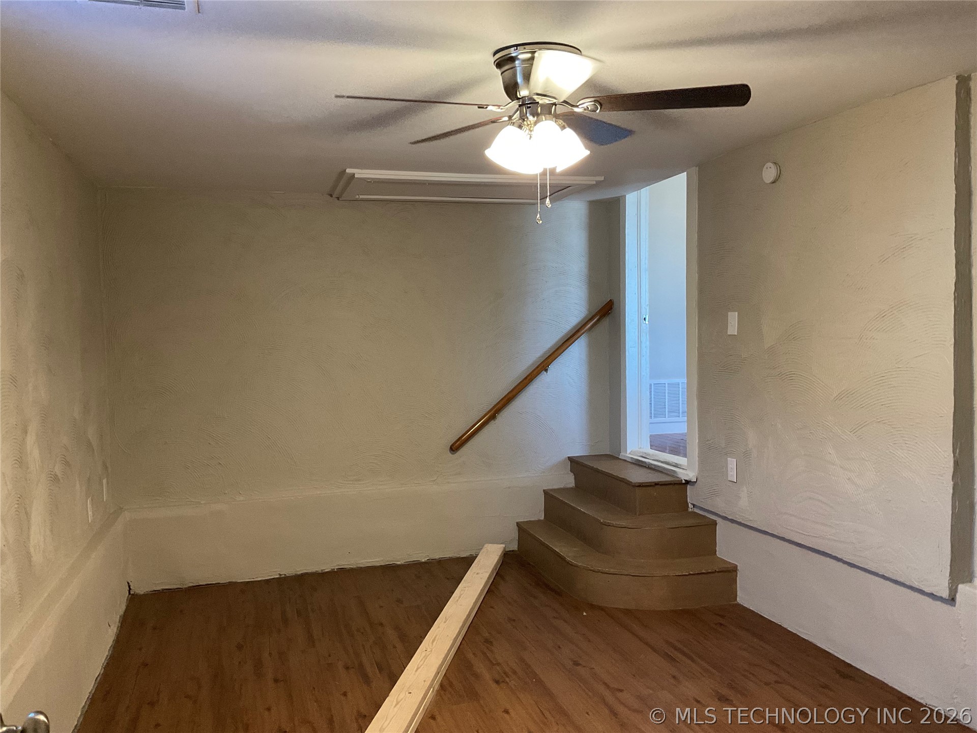 1319 S Quincy Avenue Property Photo 10