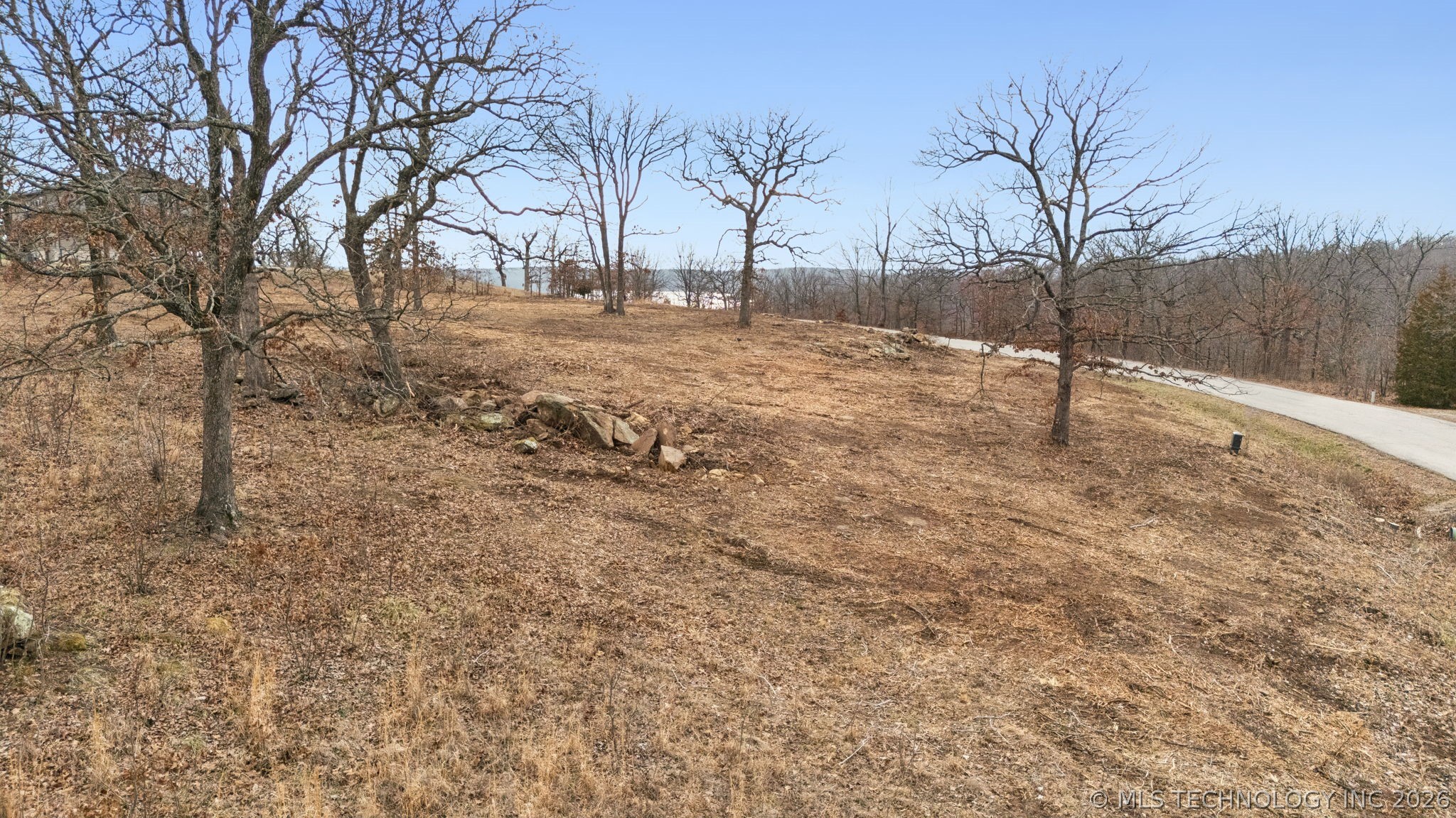 Scenic Circle Property Photo 10
