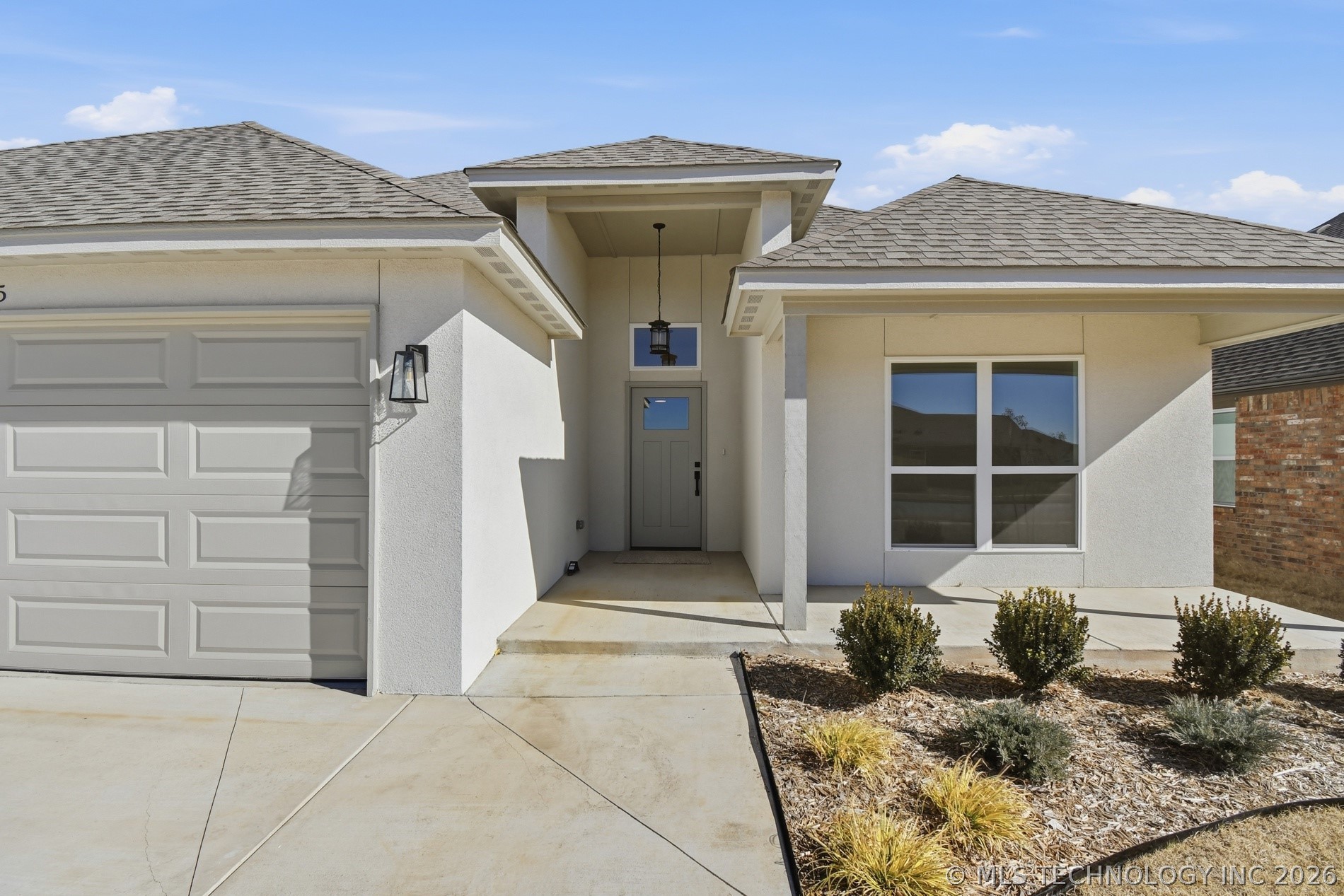 13135 S 105th East Avenue Property Photo 2