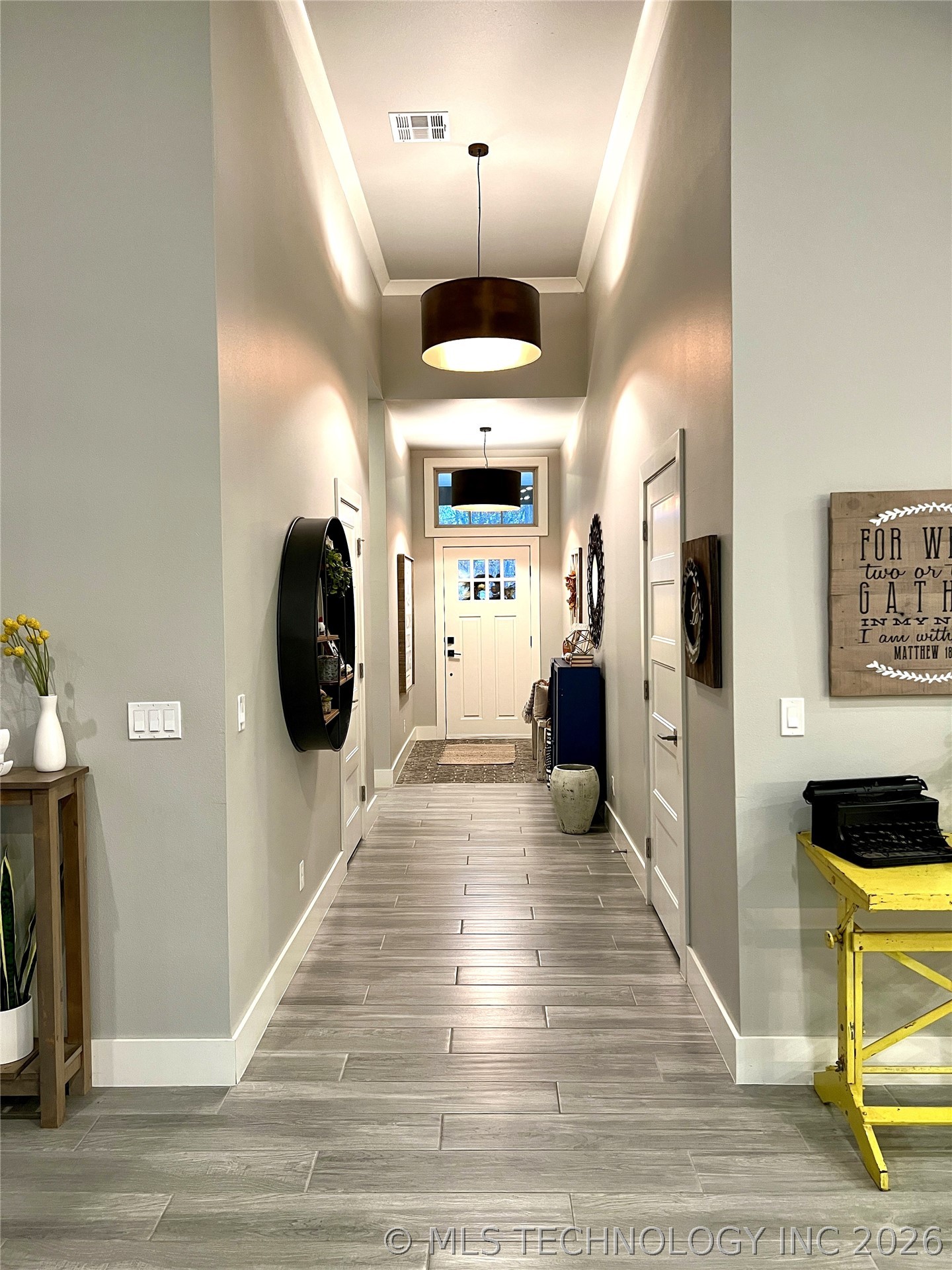 7716 N Harvard Avenue Property Photo 12