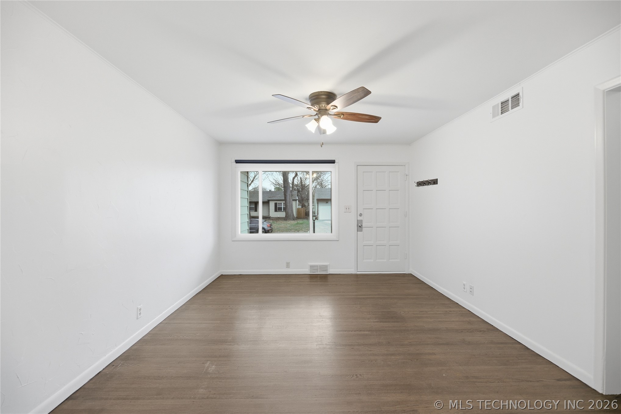 5530 S Boston Place Property Photo 5