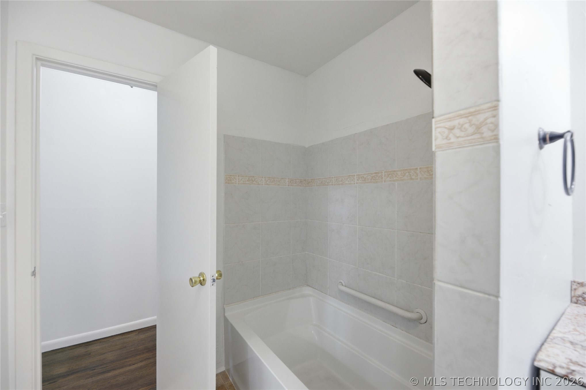 5530 S Boston Place Property Photo 13