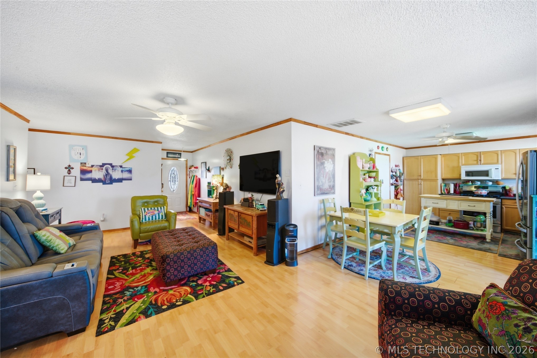 13653 Hickory Place Property Photo 8