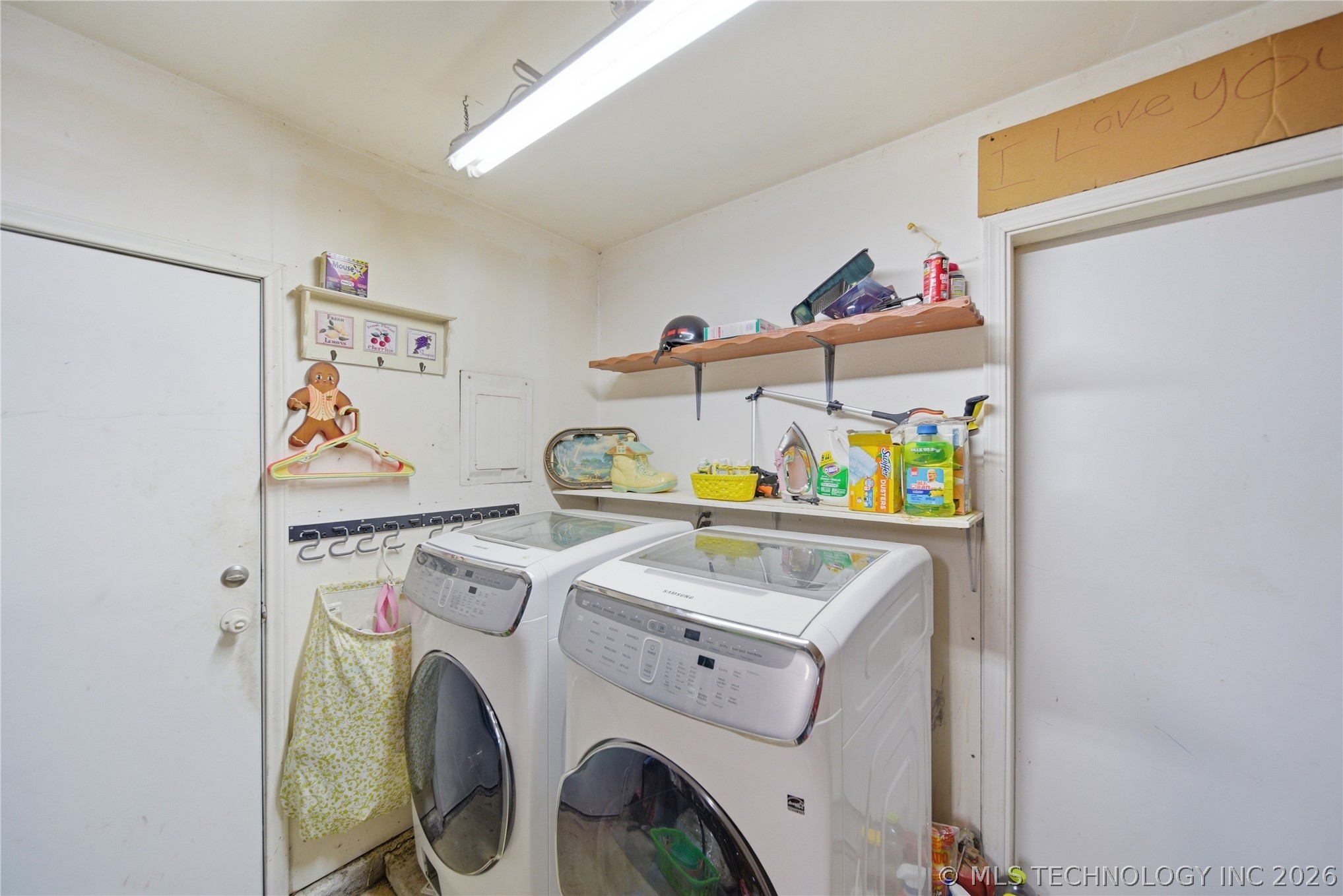 13653 Hickory Place Property Photo 28