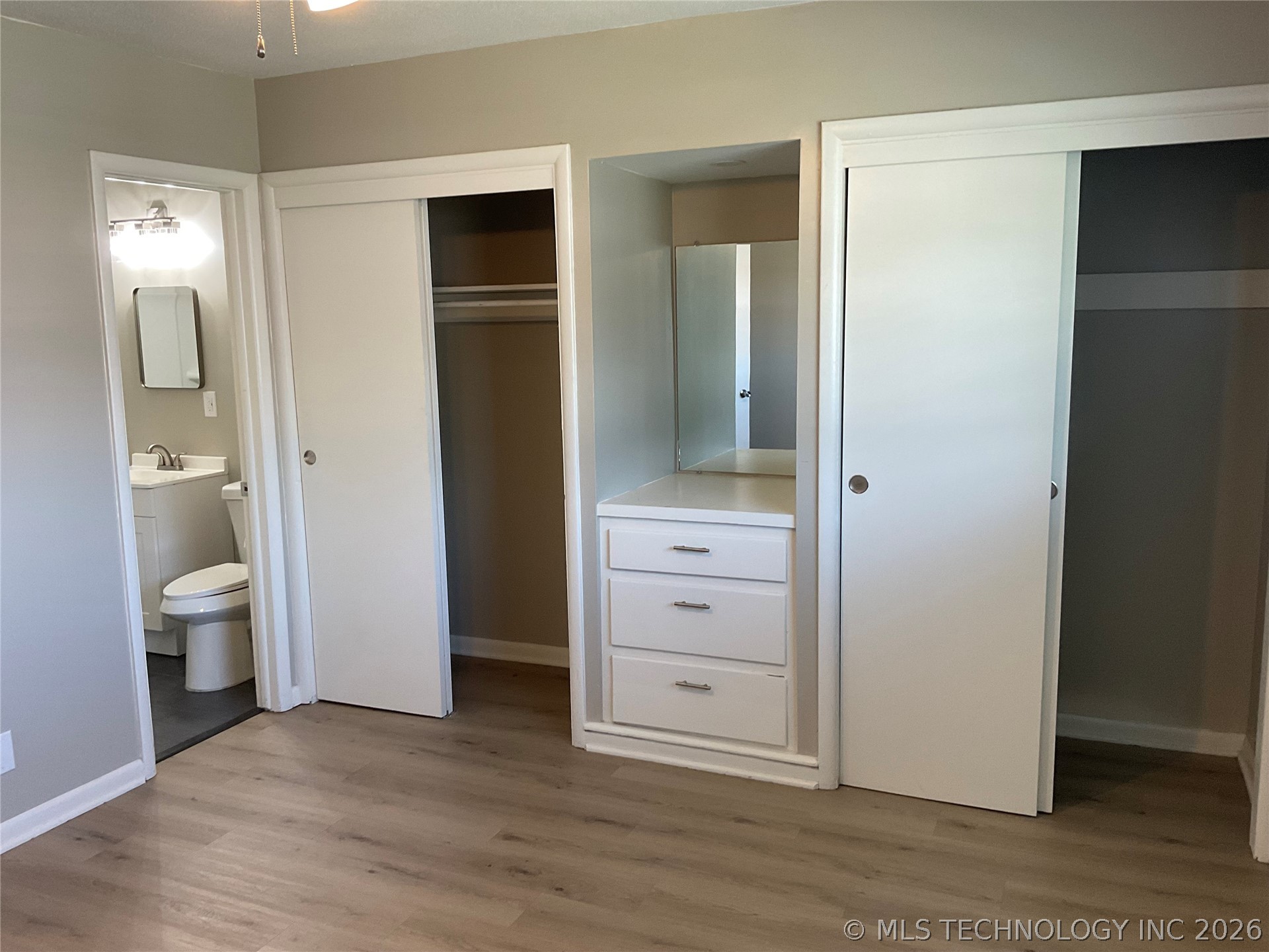 1809 E 2nd Street 11 Property Photo 9