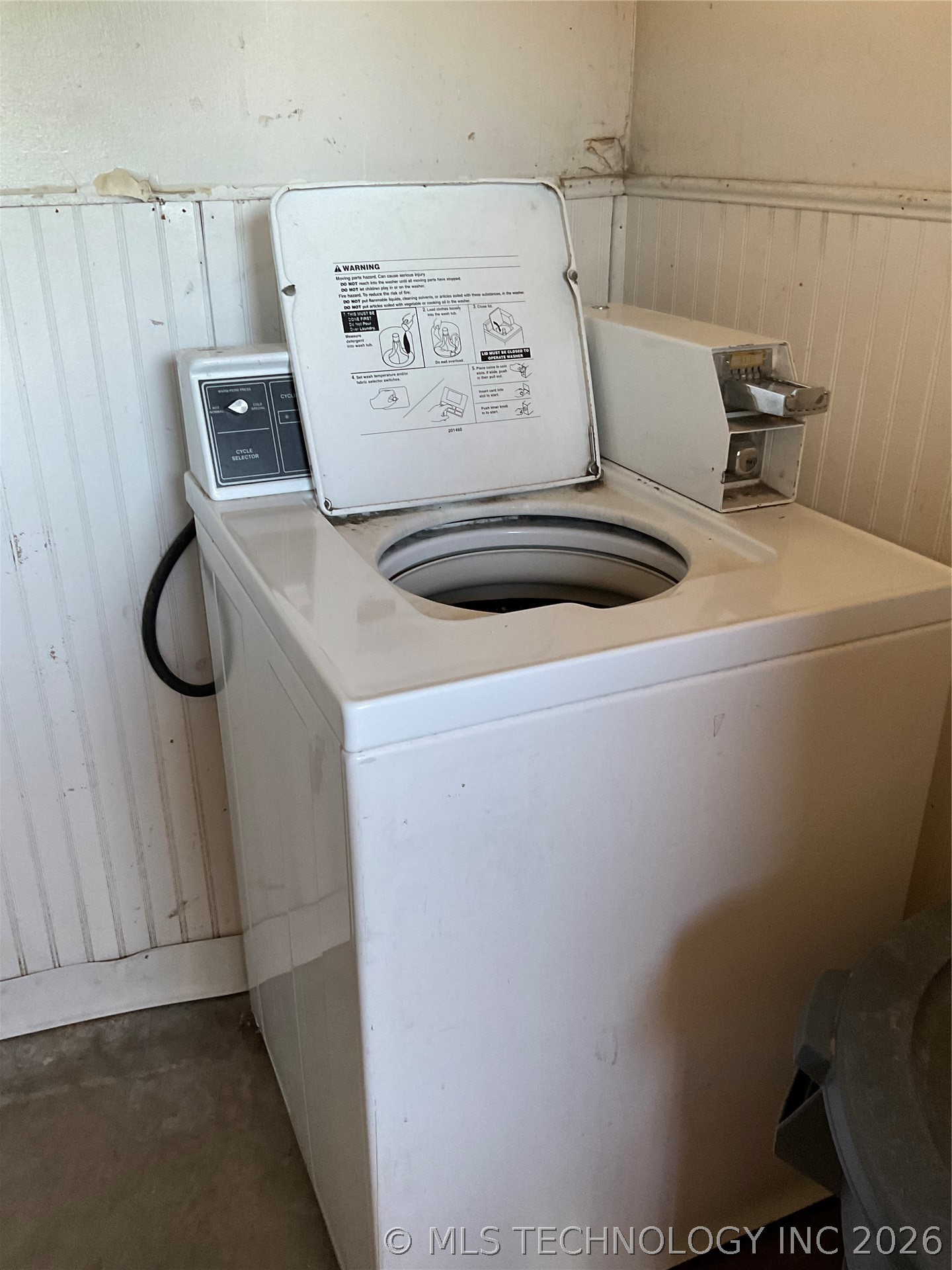 1809 E 2nd Street 11 Property Photo 12