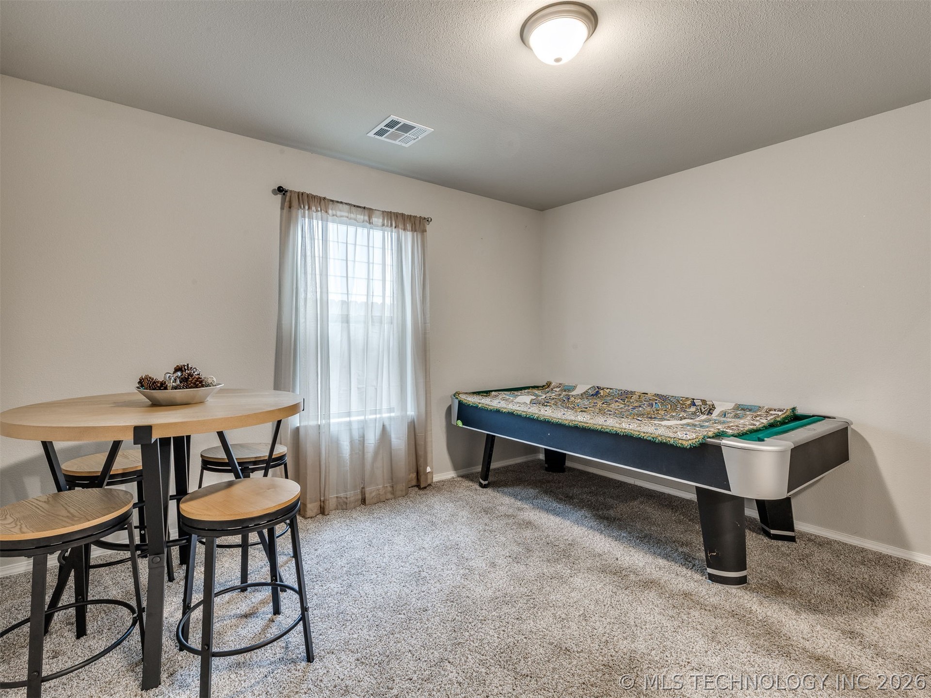 1825 E Winston Street Property Photo 21