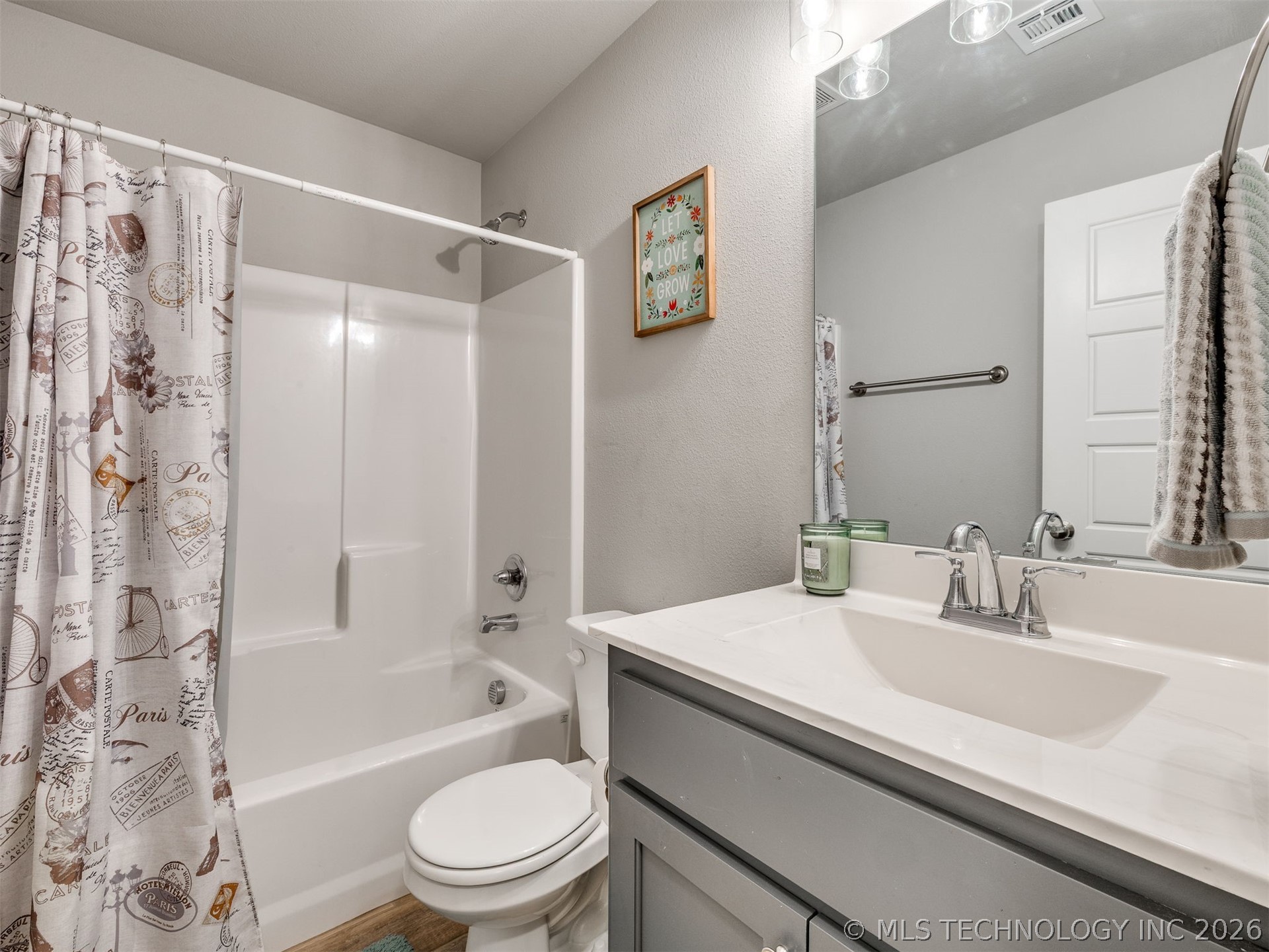 1825 E Winston Street Property Photo 34
