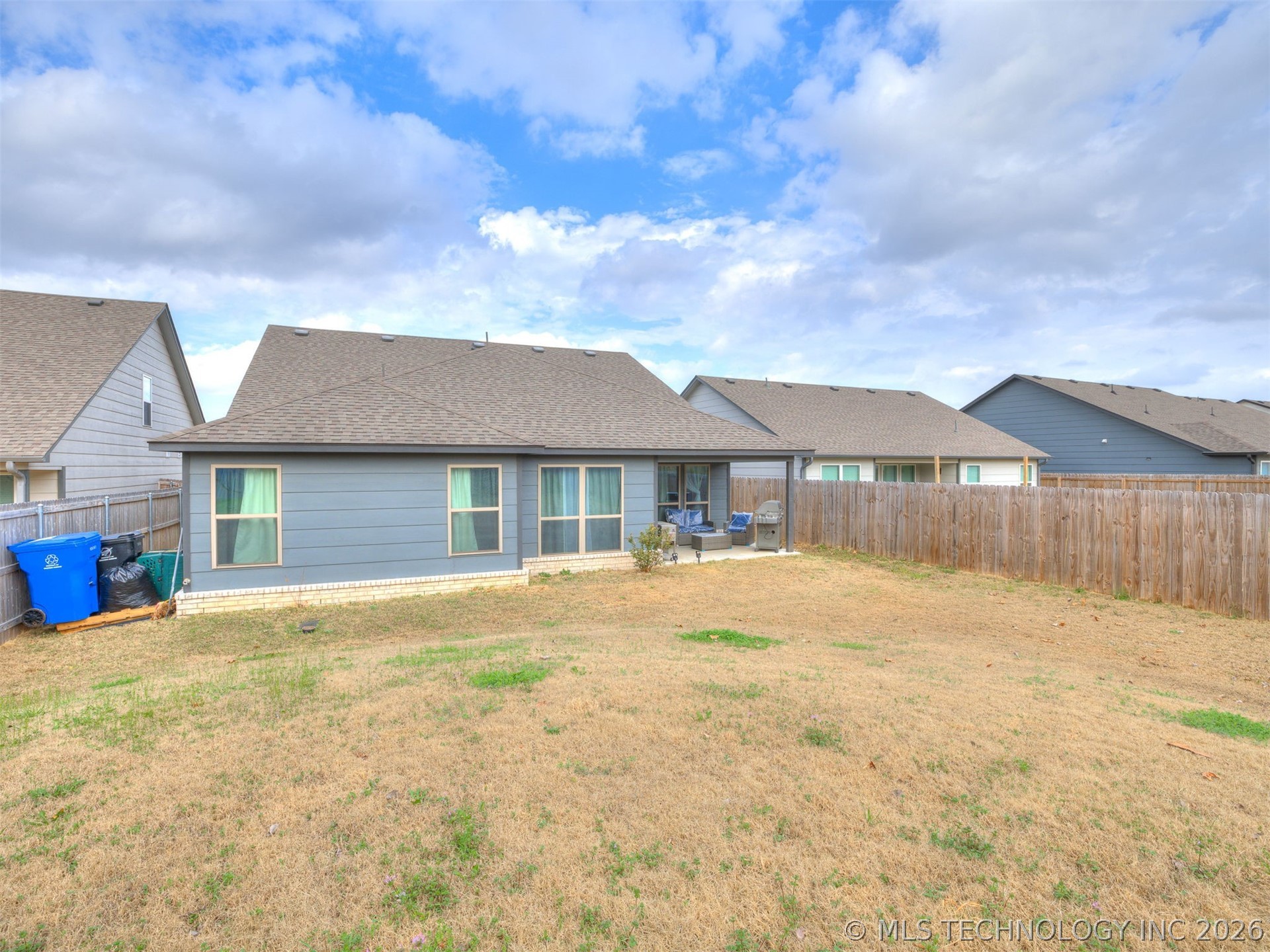 1825 E Winston Street Property Photo 42