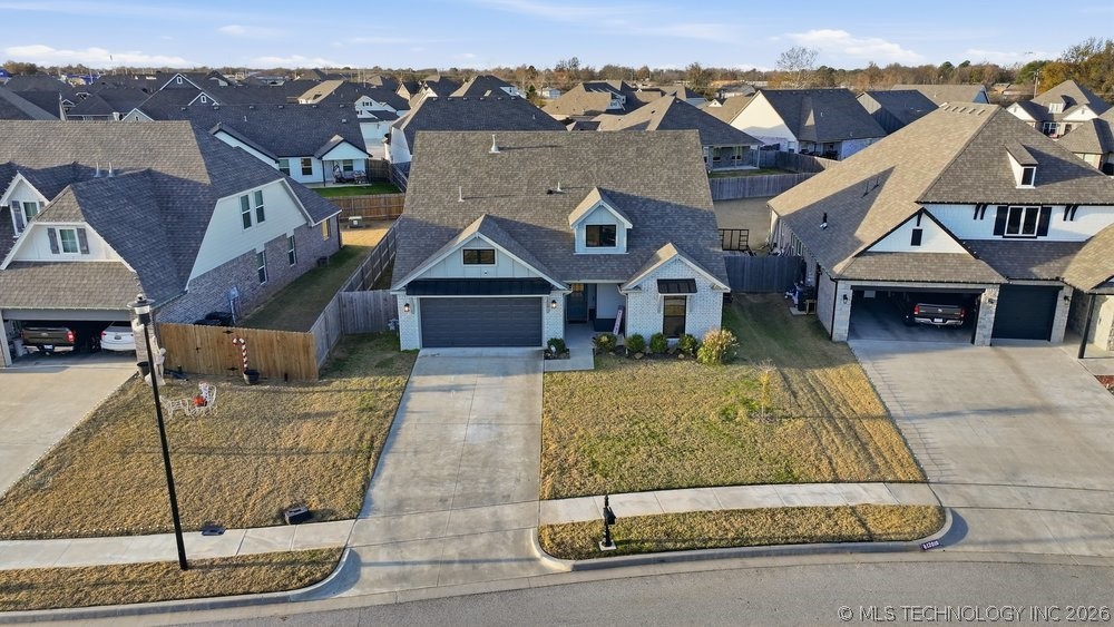 12008 N 131st East Avenue Property Photo 2