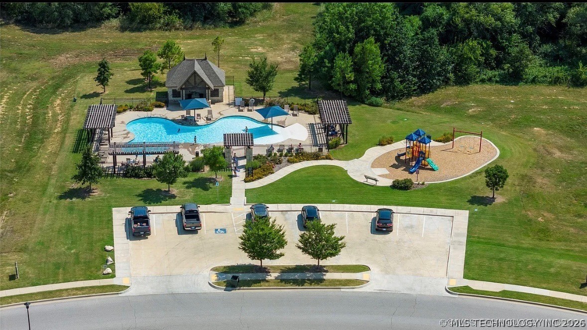 12008 N 131st East Avenue Property Photo 42