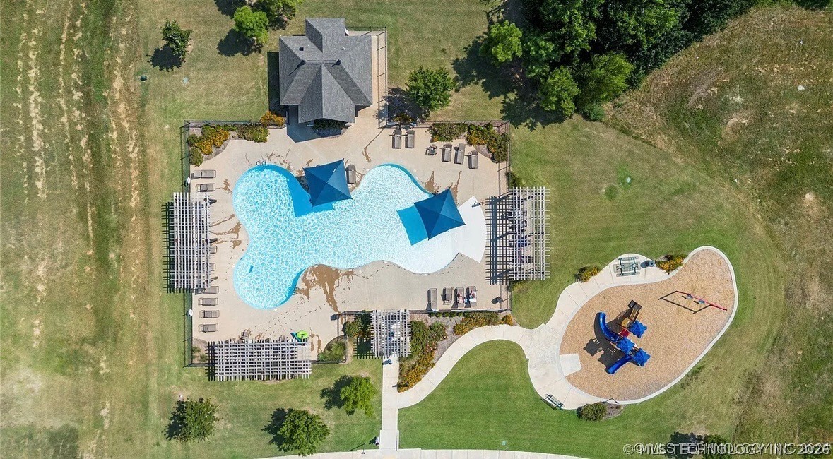 12008 N 131st East Avenue Property Photo 43