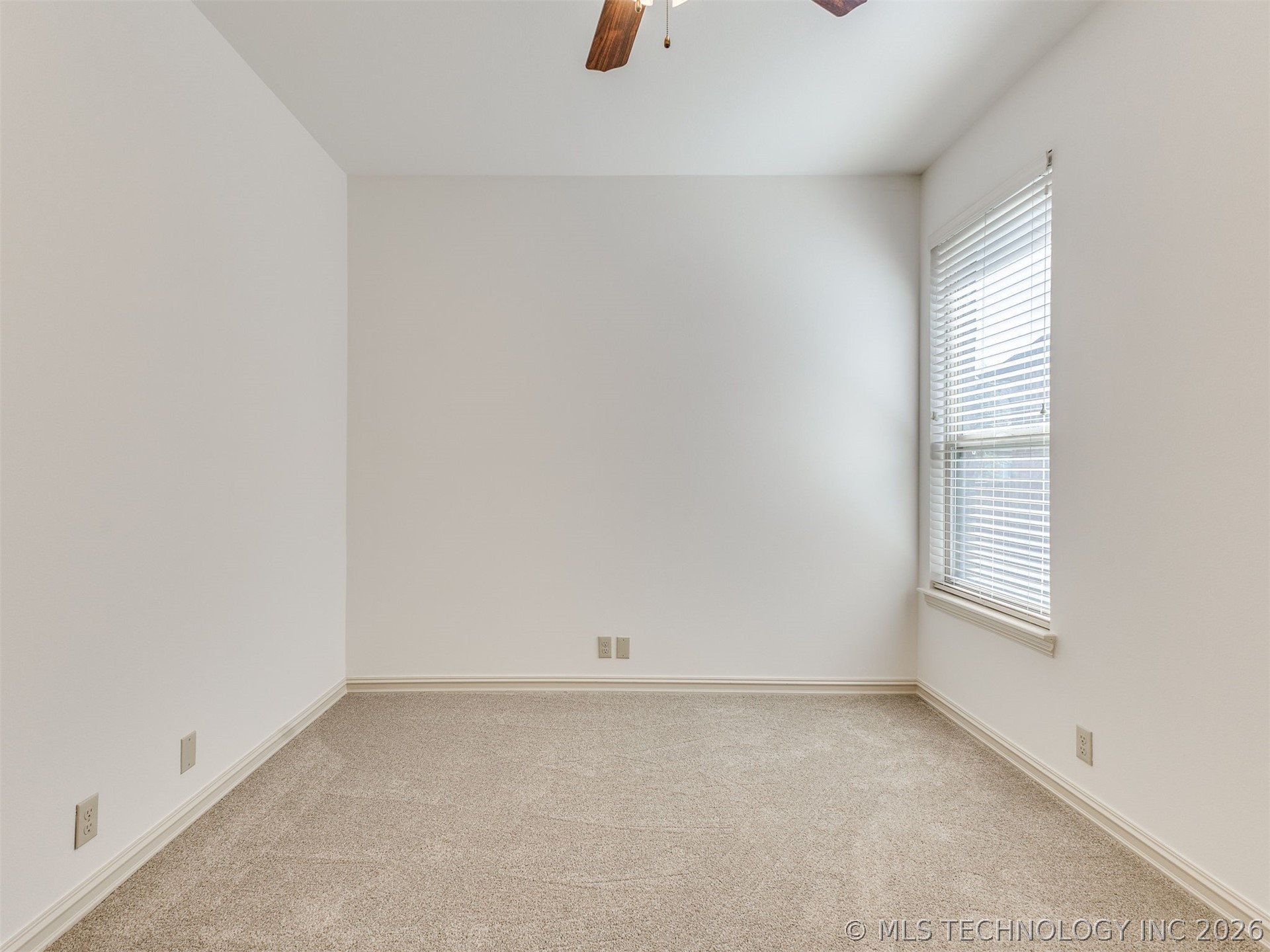 14482 S Vandalia Avenue Property Photo 20