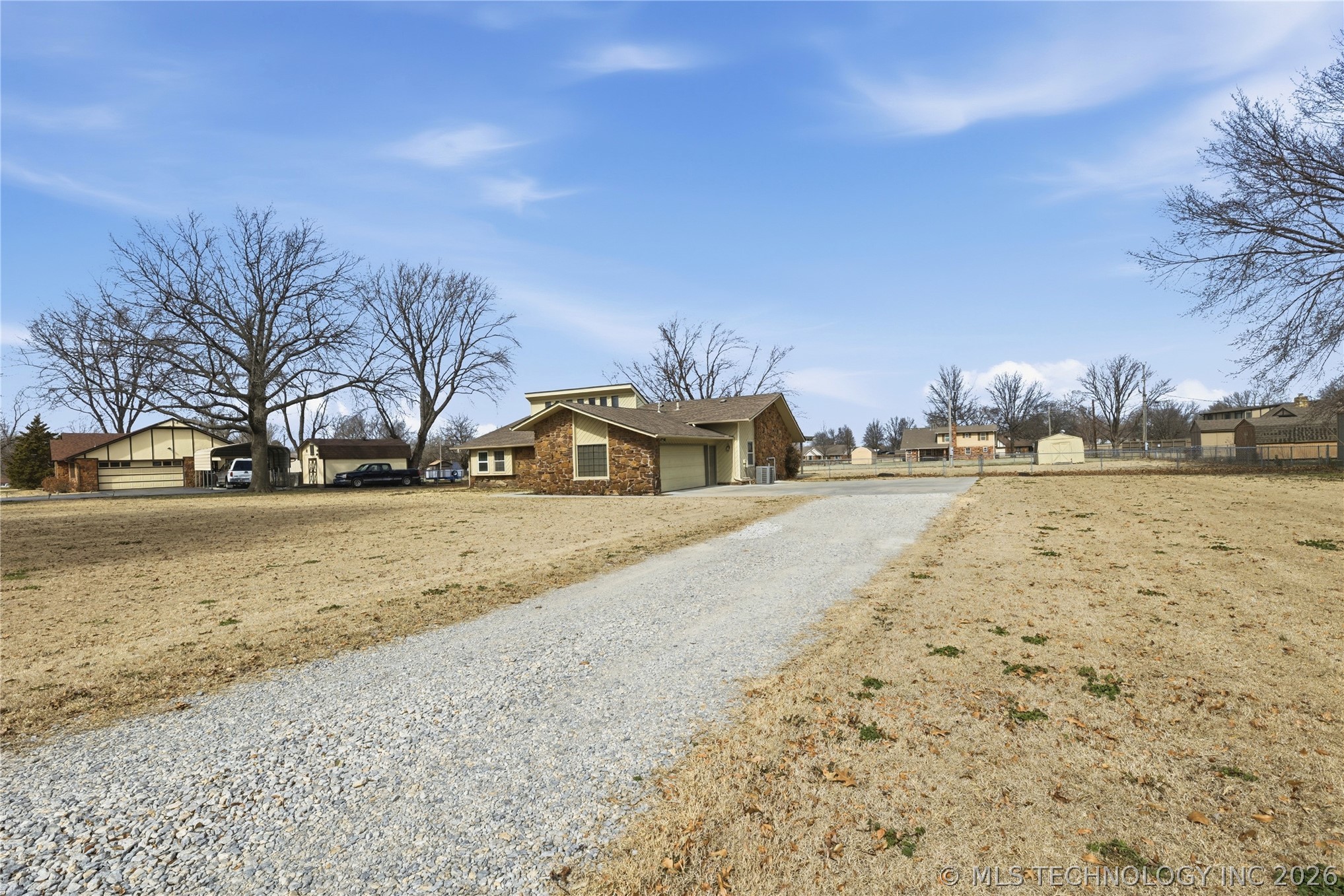 16247 E 83rd Street North Property Photo 22
