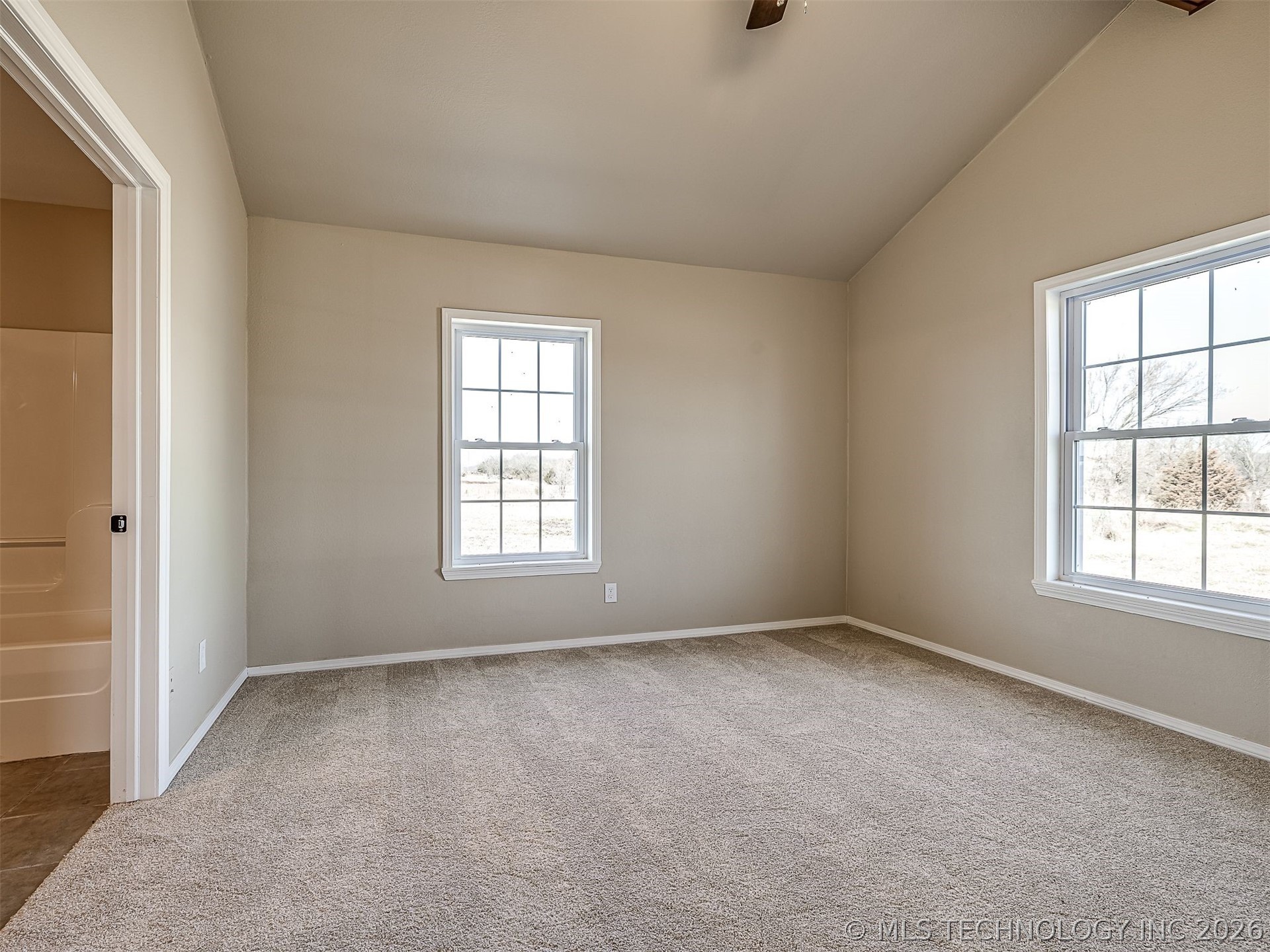 5750 S Gus Road Property Photo 13