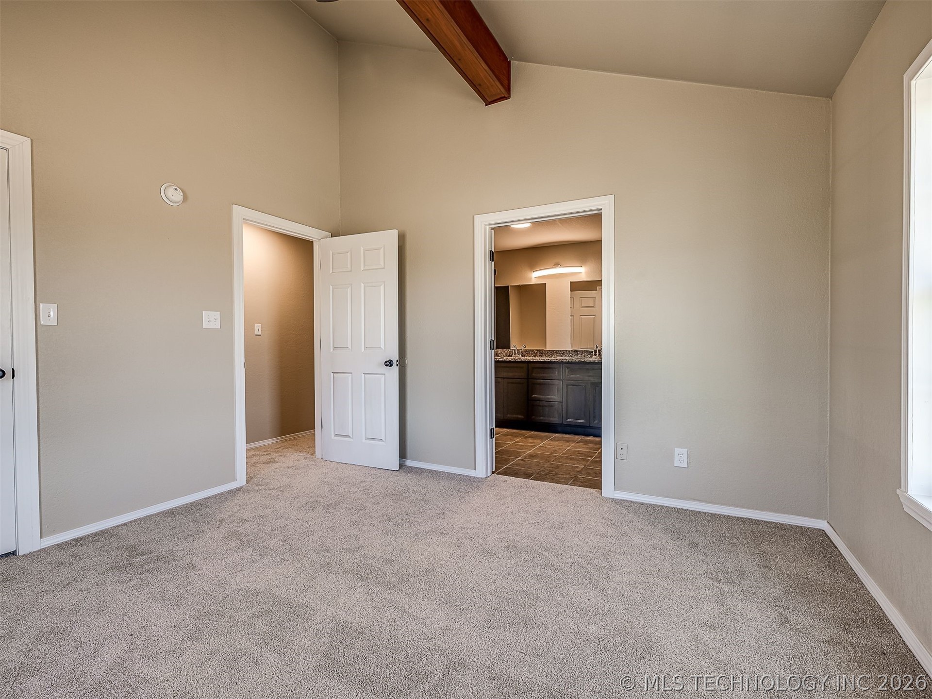 5750 S Gus Road Property Photo 15