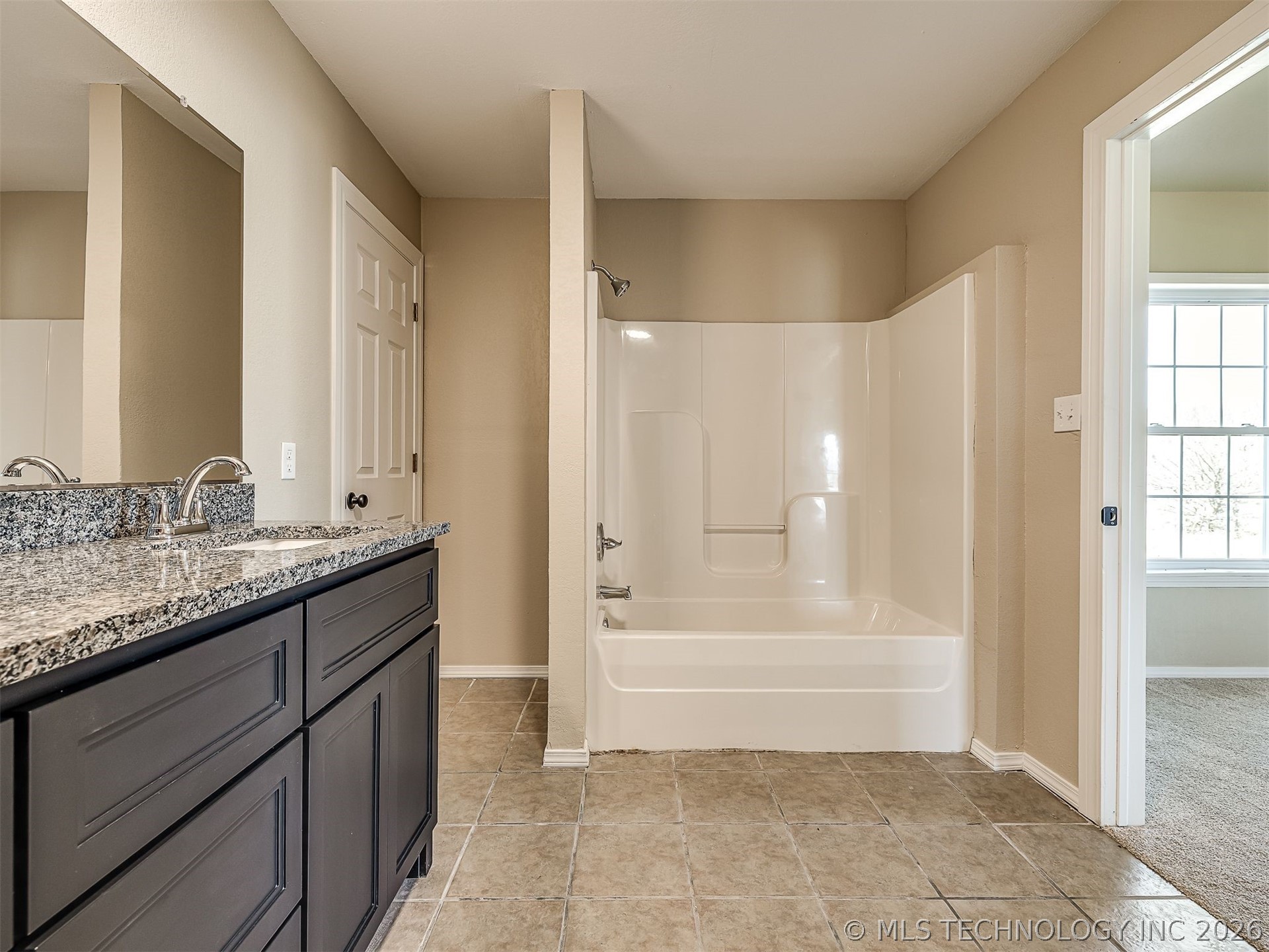 5750 S Gus Road Property Photo 18