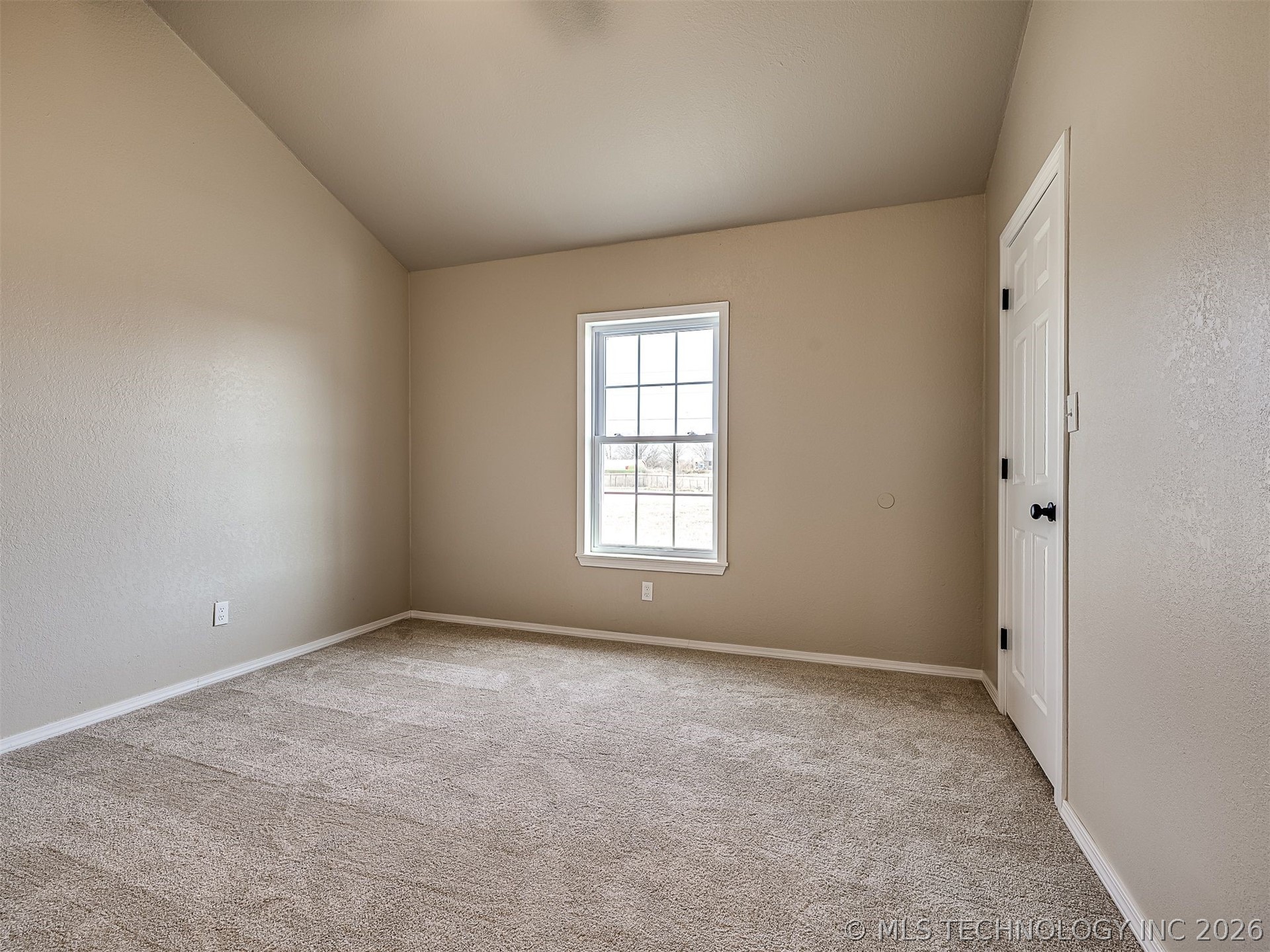 5750 S Gus Road Property Photo 19
