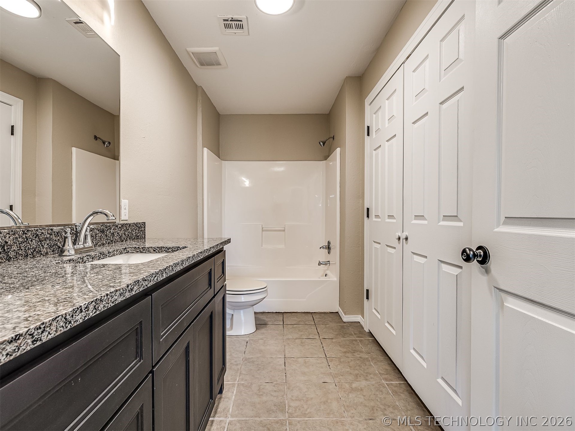 5750 S Gus Road Property Photo 22