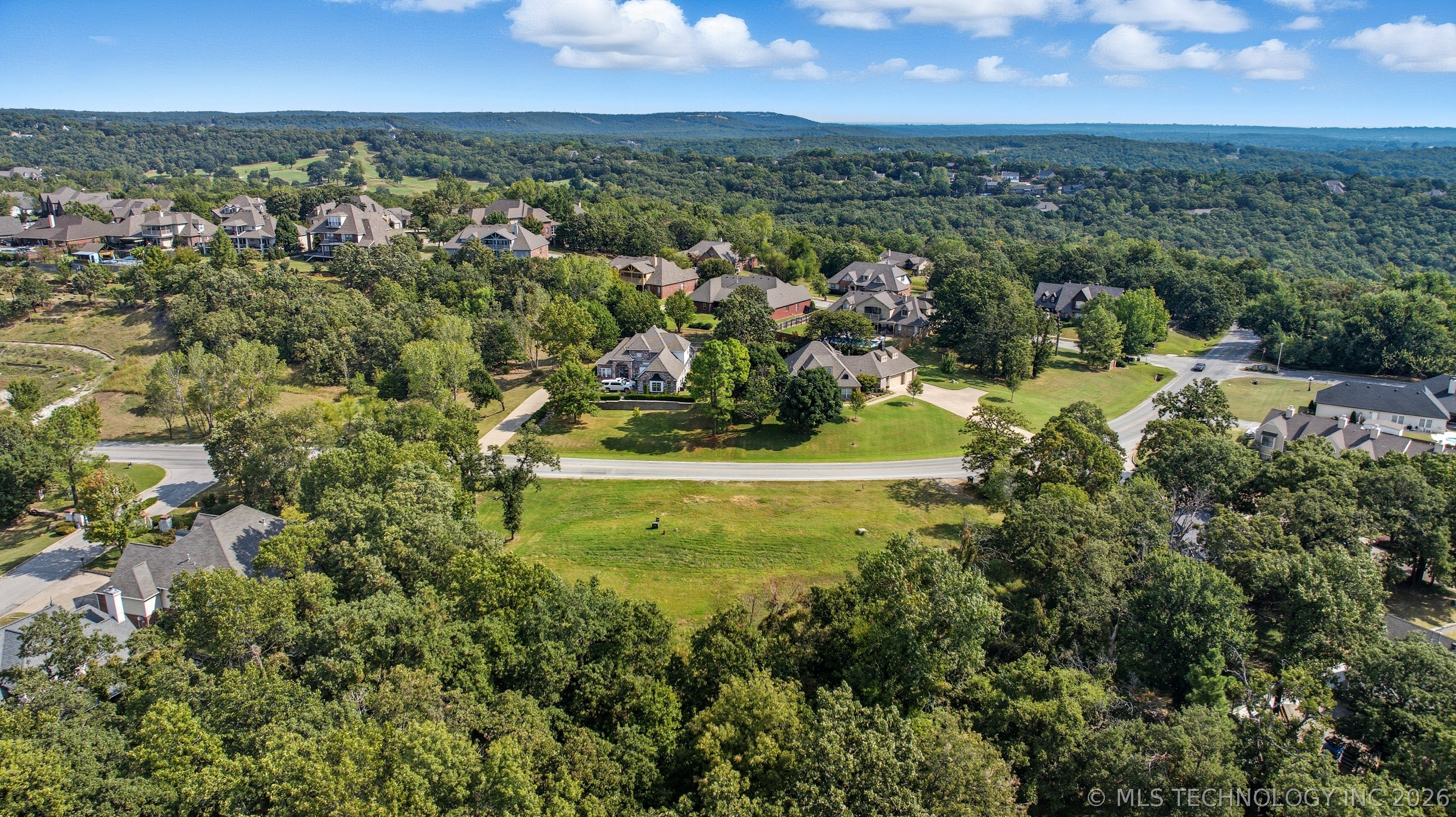 718 E Old North Road Property Photo 11