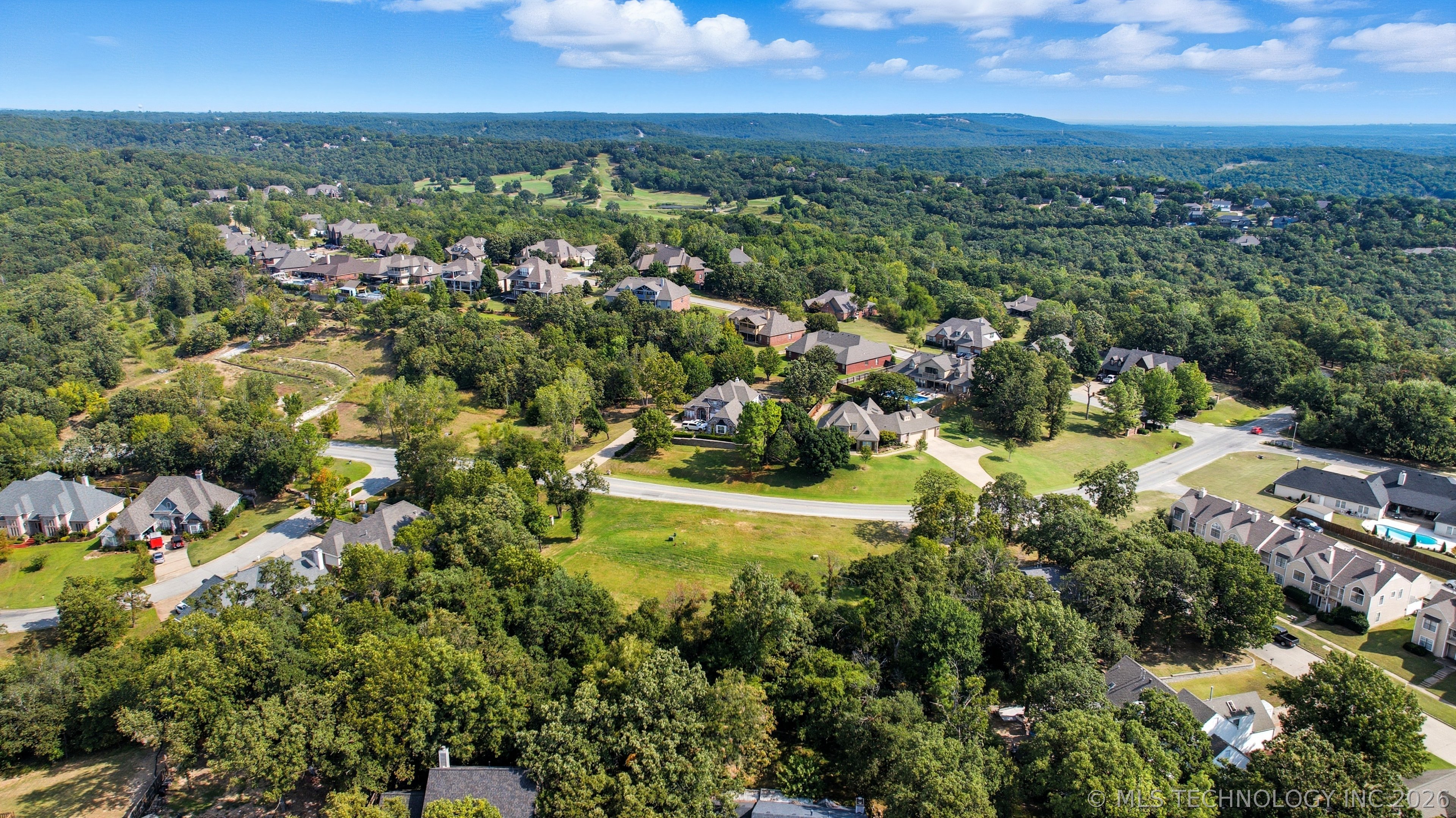 718 E Old North Road Property Photo 13