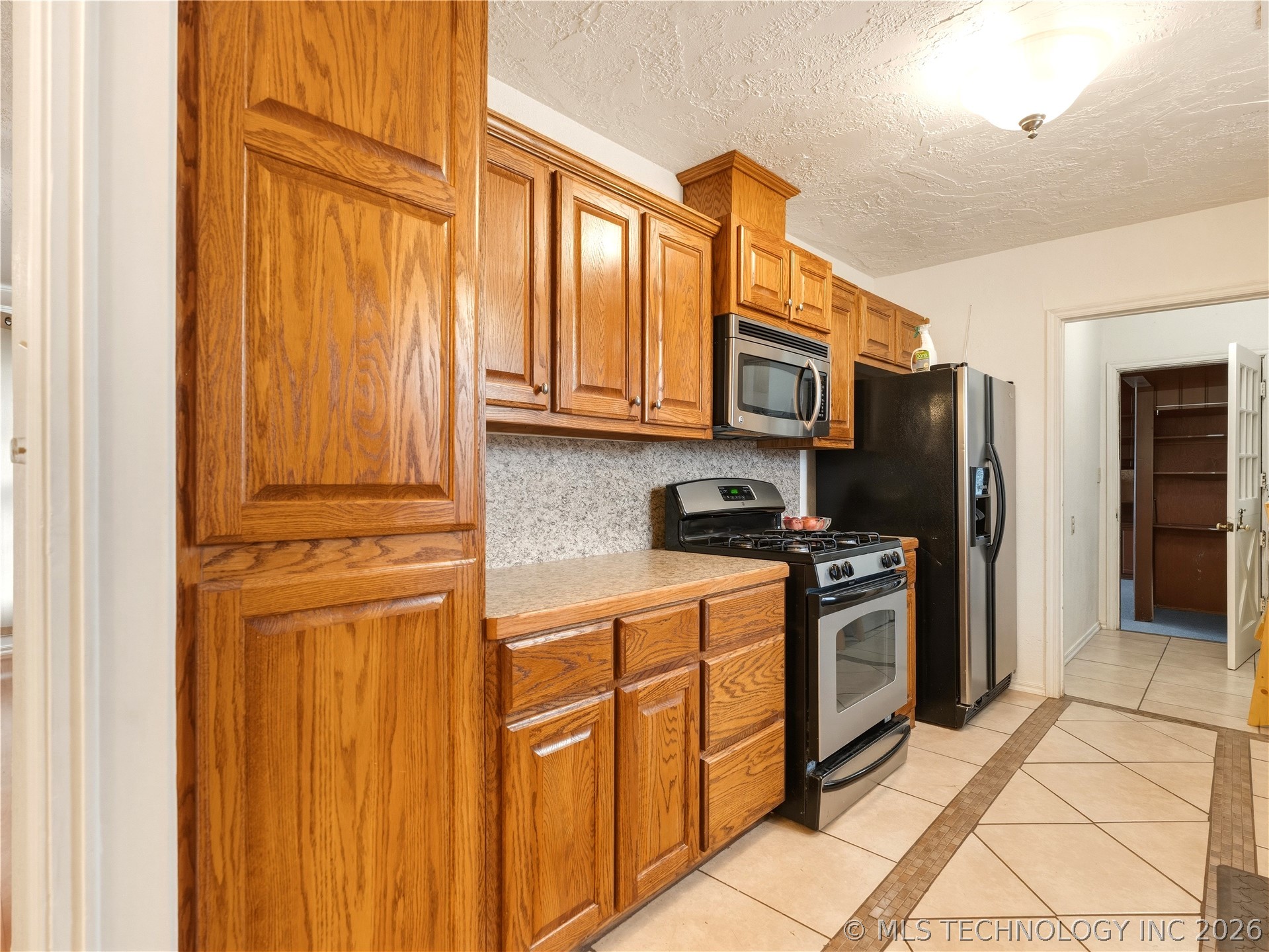 1420 Northcrest Property Photo 12
