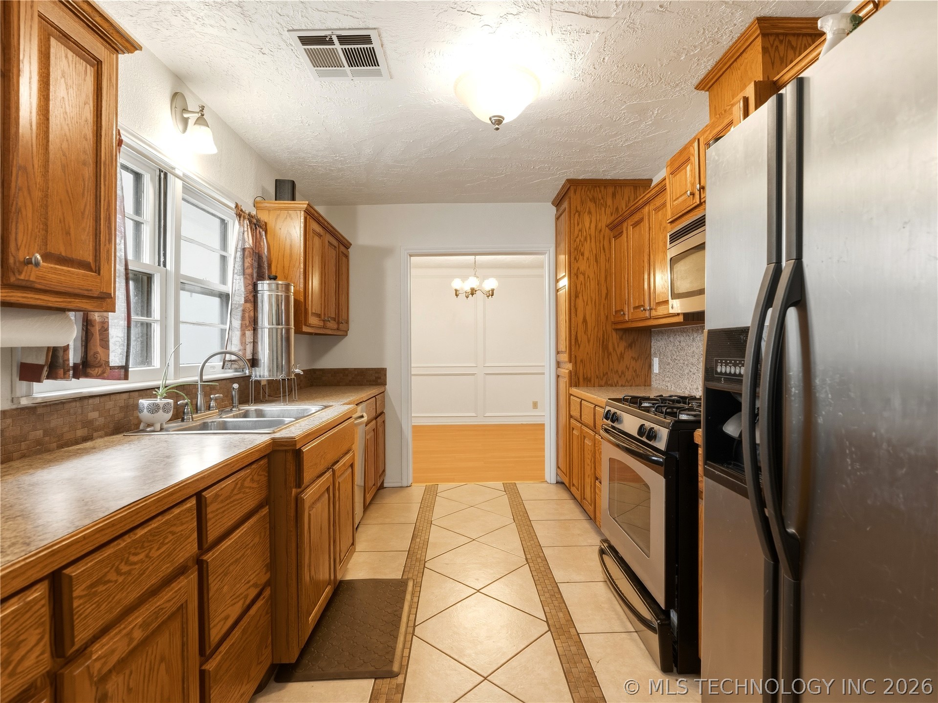 1420 Northcrest Property Photo 13