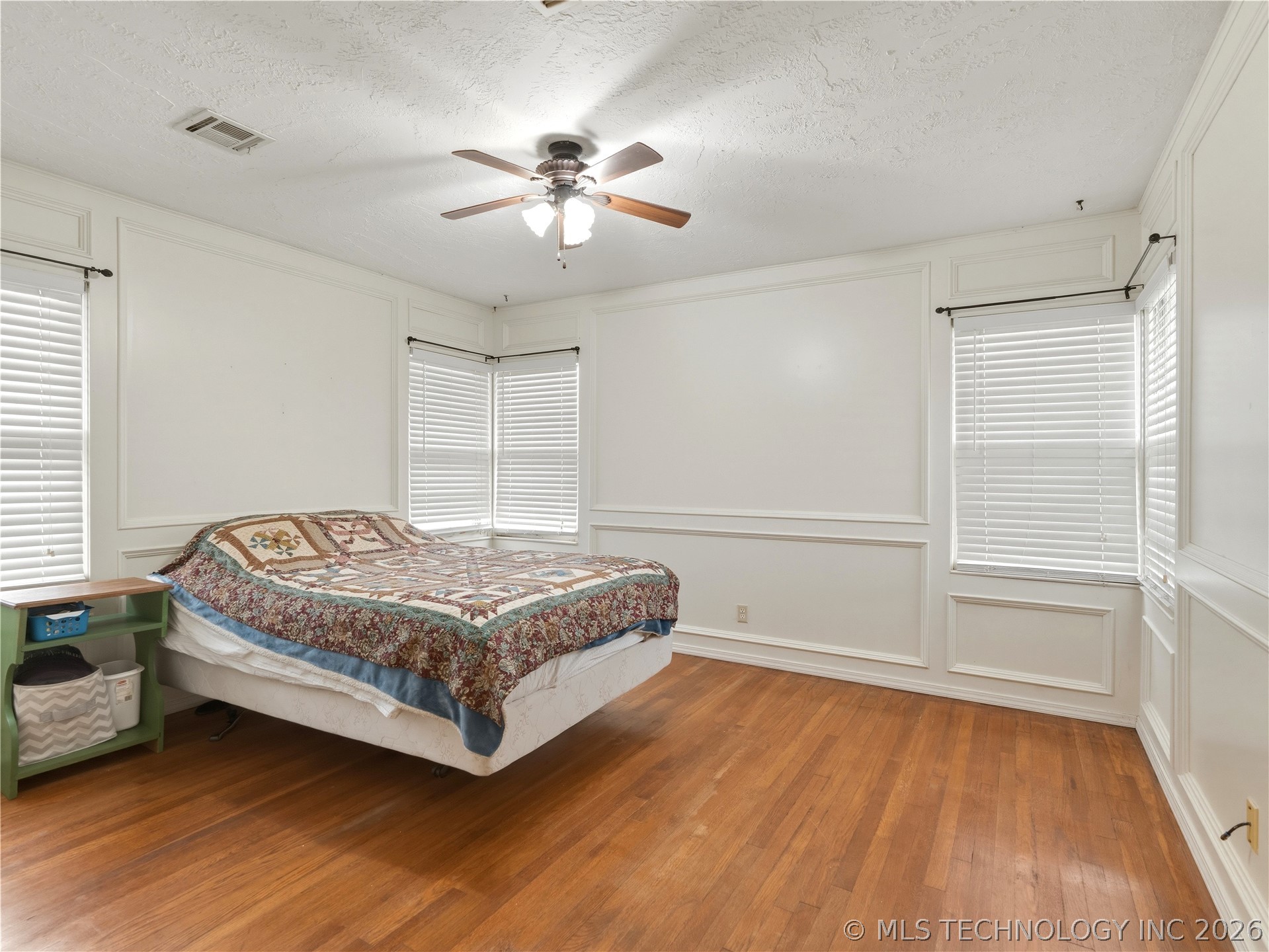 1420 Northcrest Property Photo 18