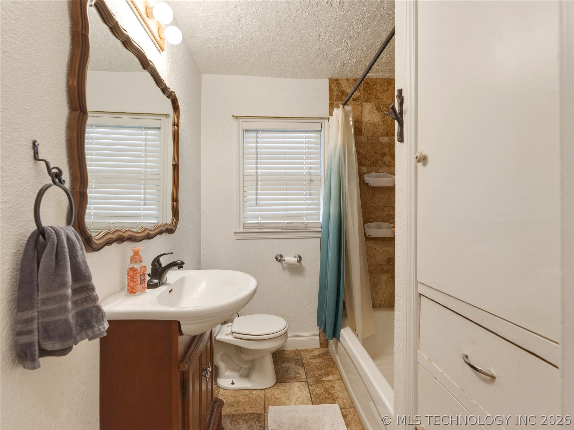1420 Northcrest Property Photo 24