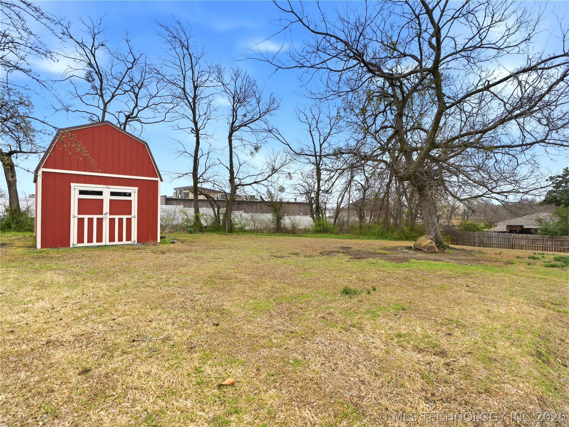 1420 Northcrest Property Photo 31