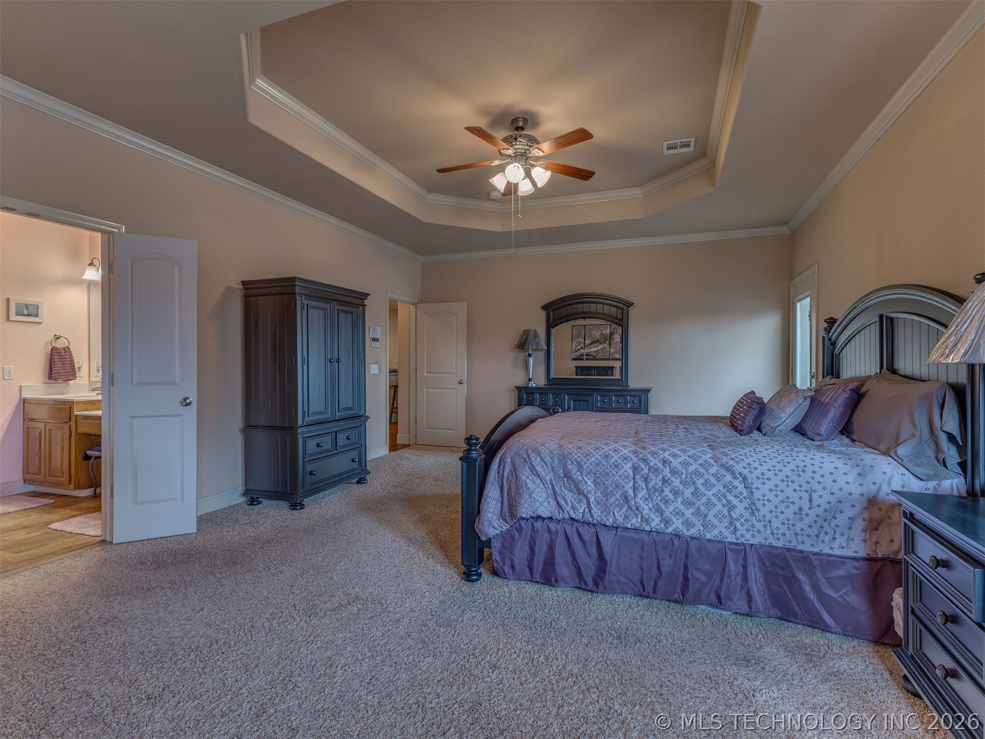 1104 N Scott Avenue Property Photo 21