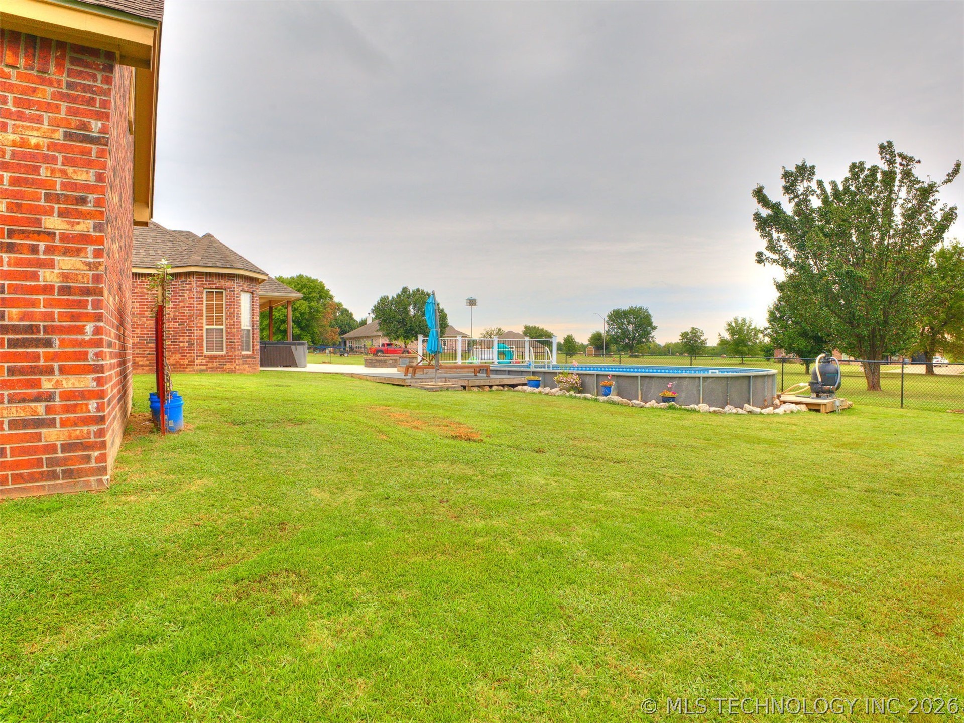 1104 N Scott Avenue Property Photo 42
