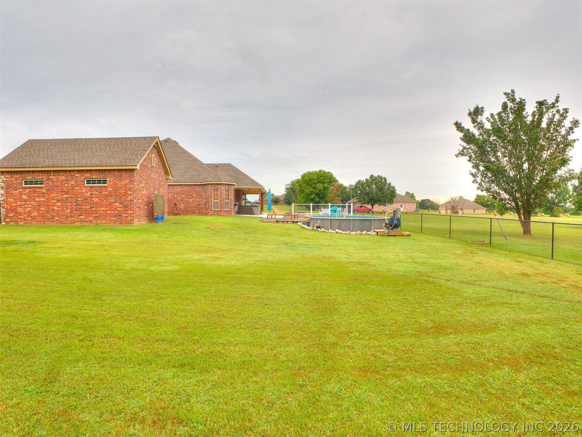 1104 N Scott Avenue Property Photo 43