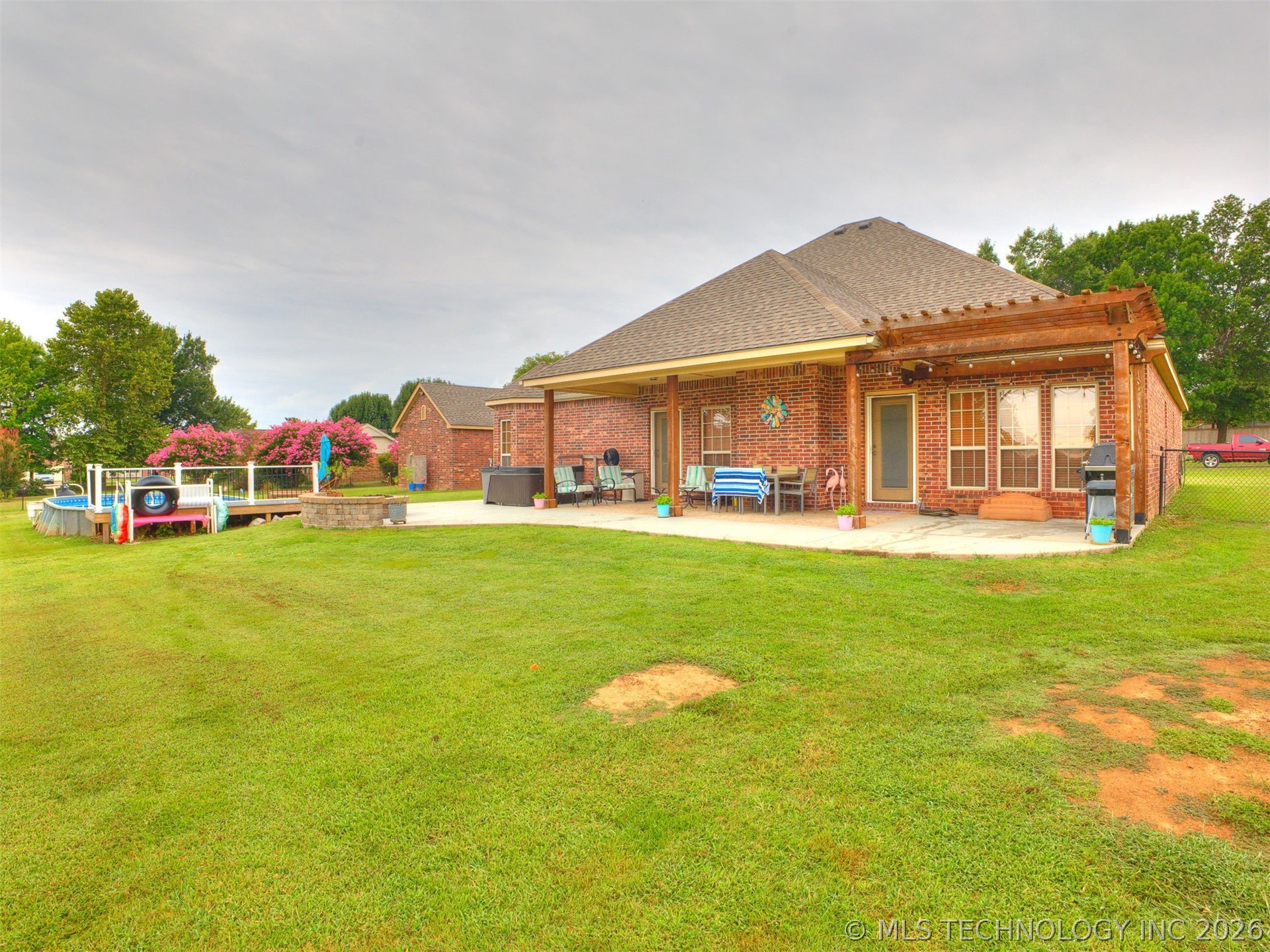 1104 N Scott Avenue Property Photo 44