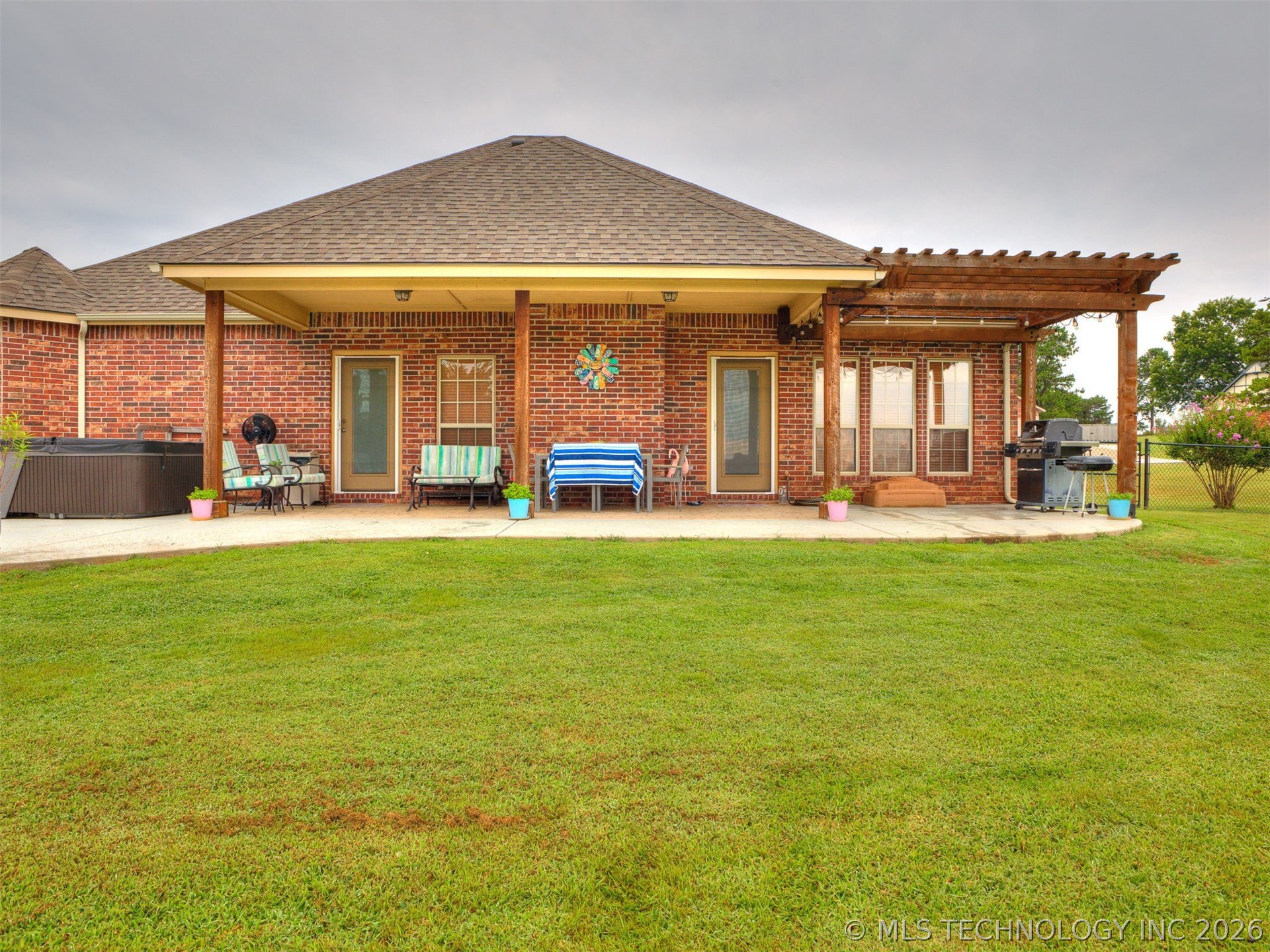 1104 N Scott Avenue Property Photo 45