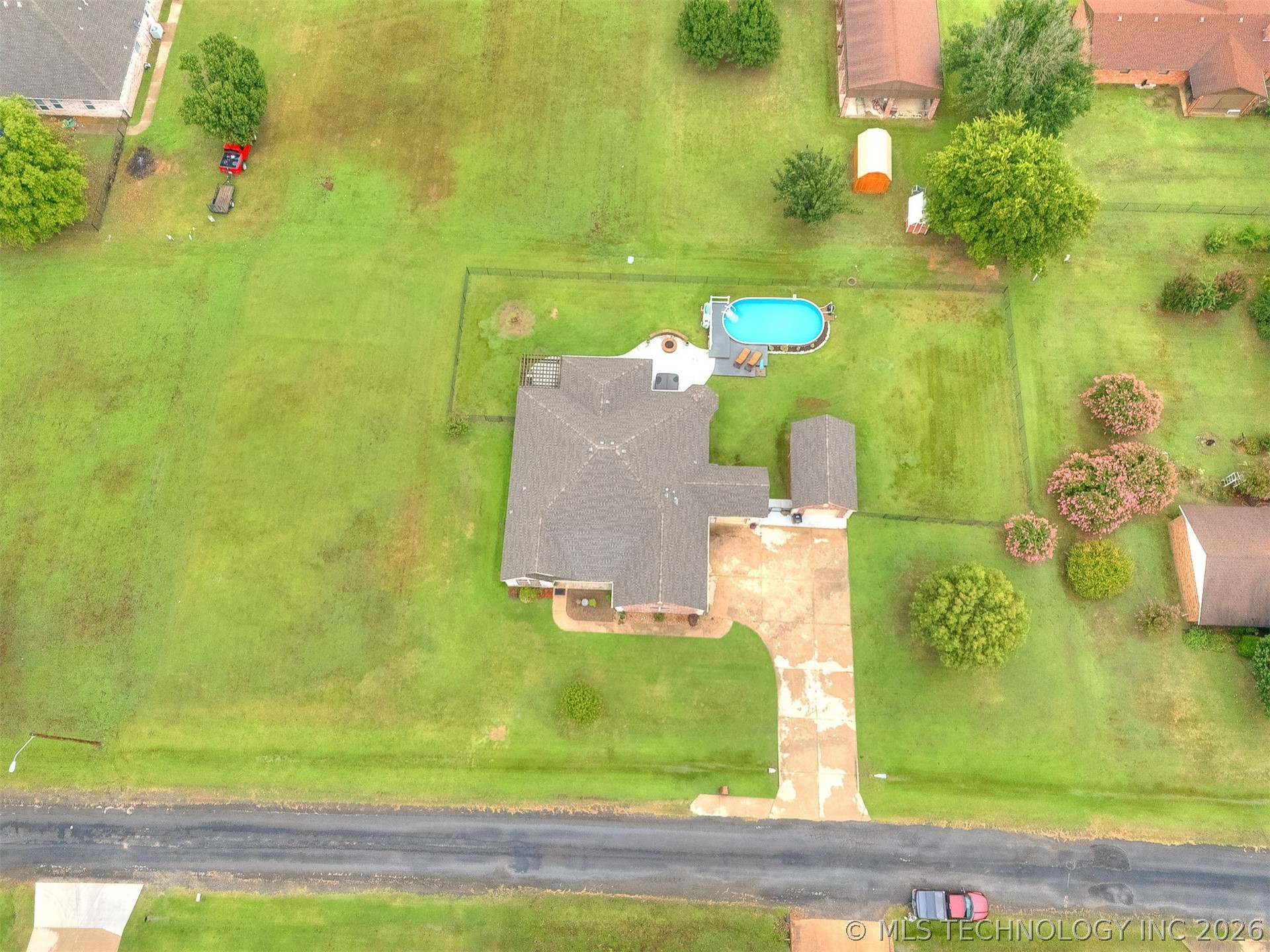 1104 N Scott Avenue Property Photo 51