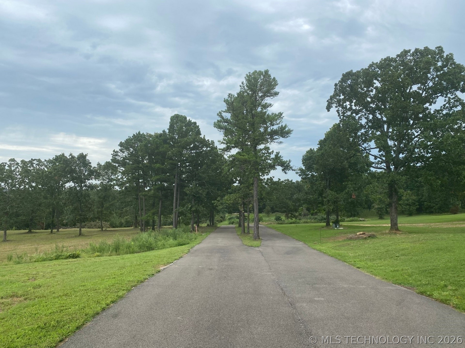 15857 W Dogwood Road Property Photo 32