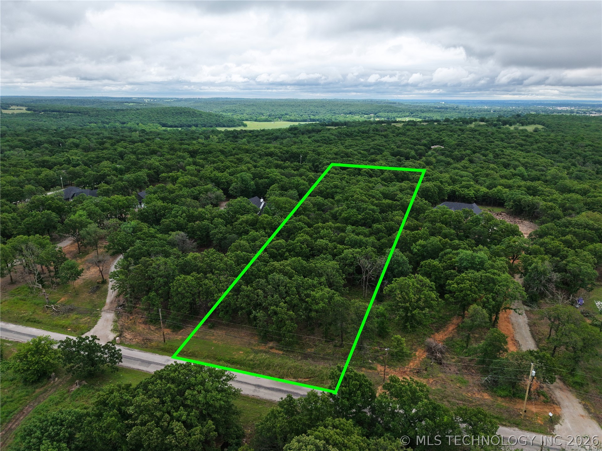 000 N 92nd West Avenue Property Photo 1