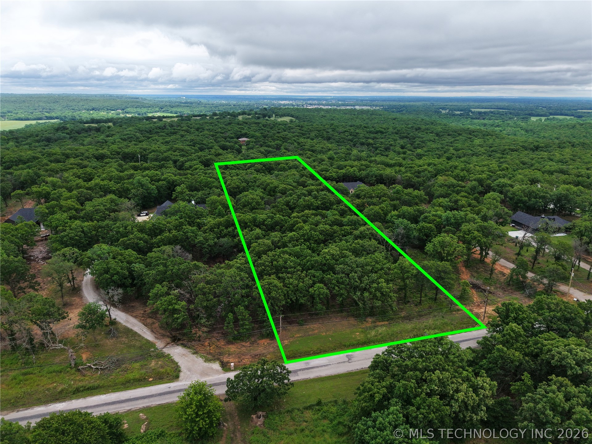 000 N 92nd West Avenue Property Photo 2