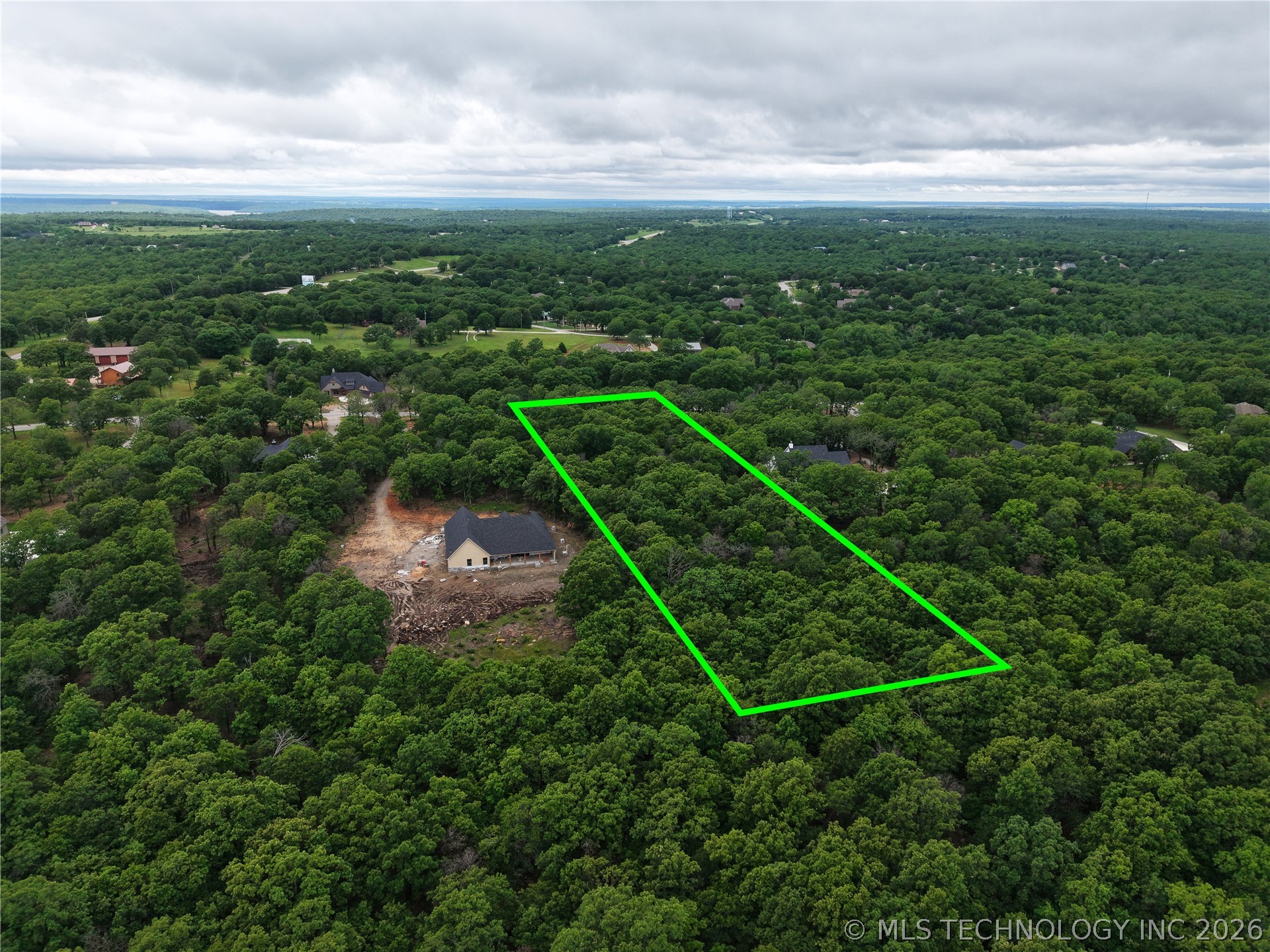 000 N 92nd West Avenue Property Photo 6