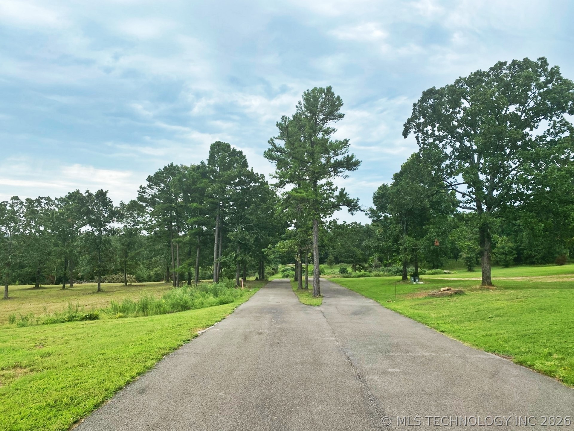15856 W Dogwood Road Property Photo 32