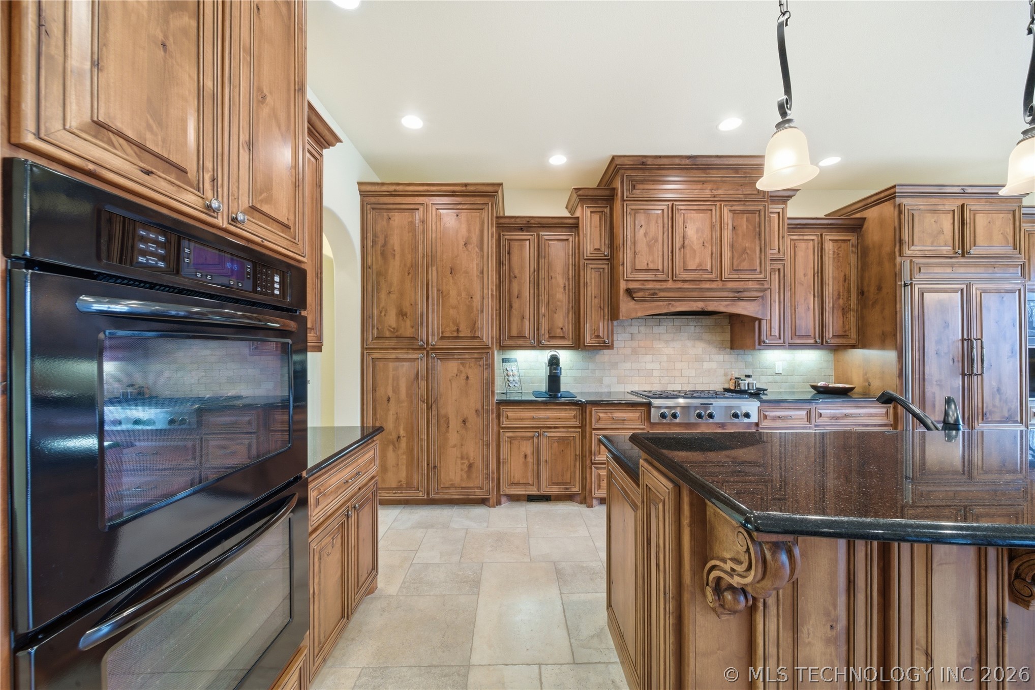 35 Woodcreek Property Photo 19