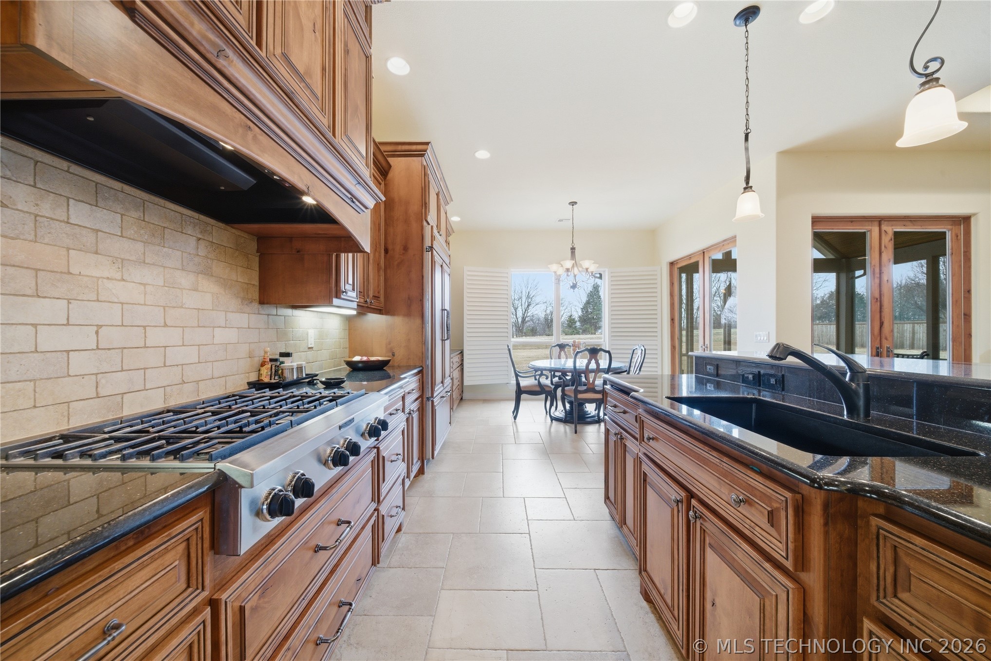 35 Woodcreek Property Photo 21
