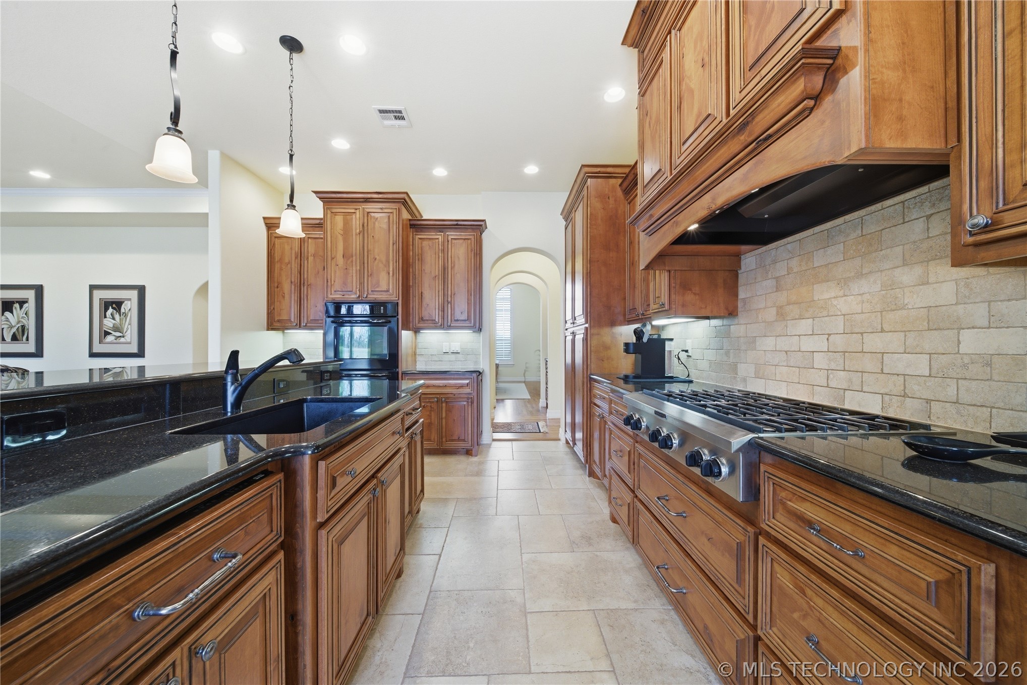 35 Woodcreek Property Photo 24