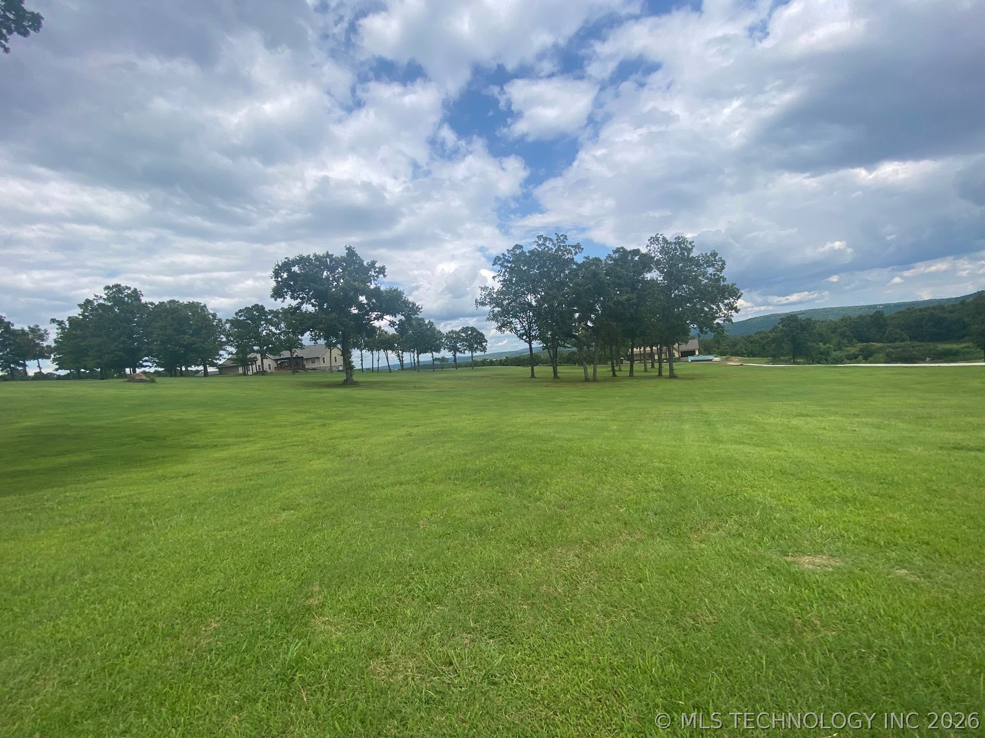15902 W Redbud Road Property Photo 1