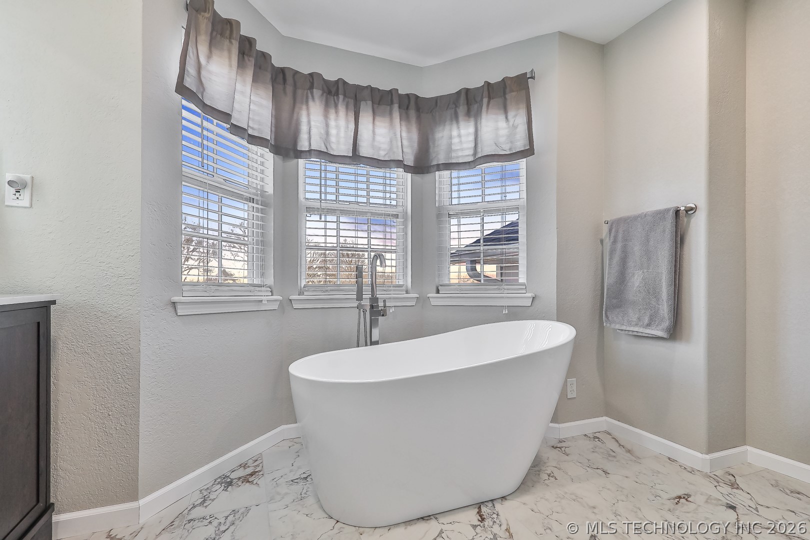 1469 County Road 4500 Property Photo 19