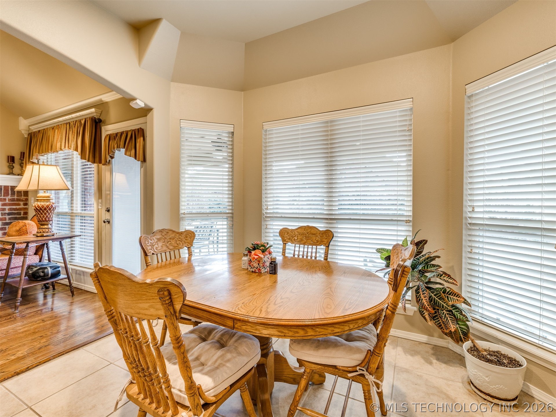 7521 E Galveston Street Property Photo 28